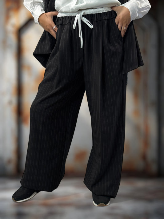 YANOU - PANTALON NOIR A RAYURE JUSQU'A LA TAILLE 48