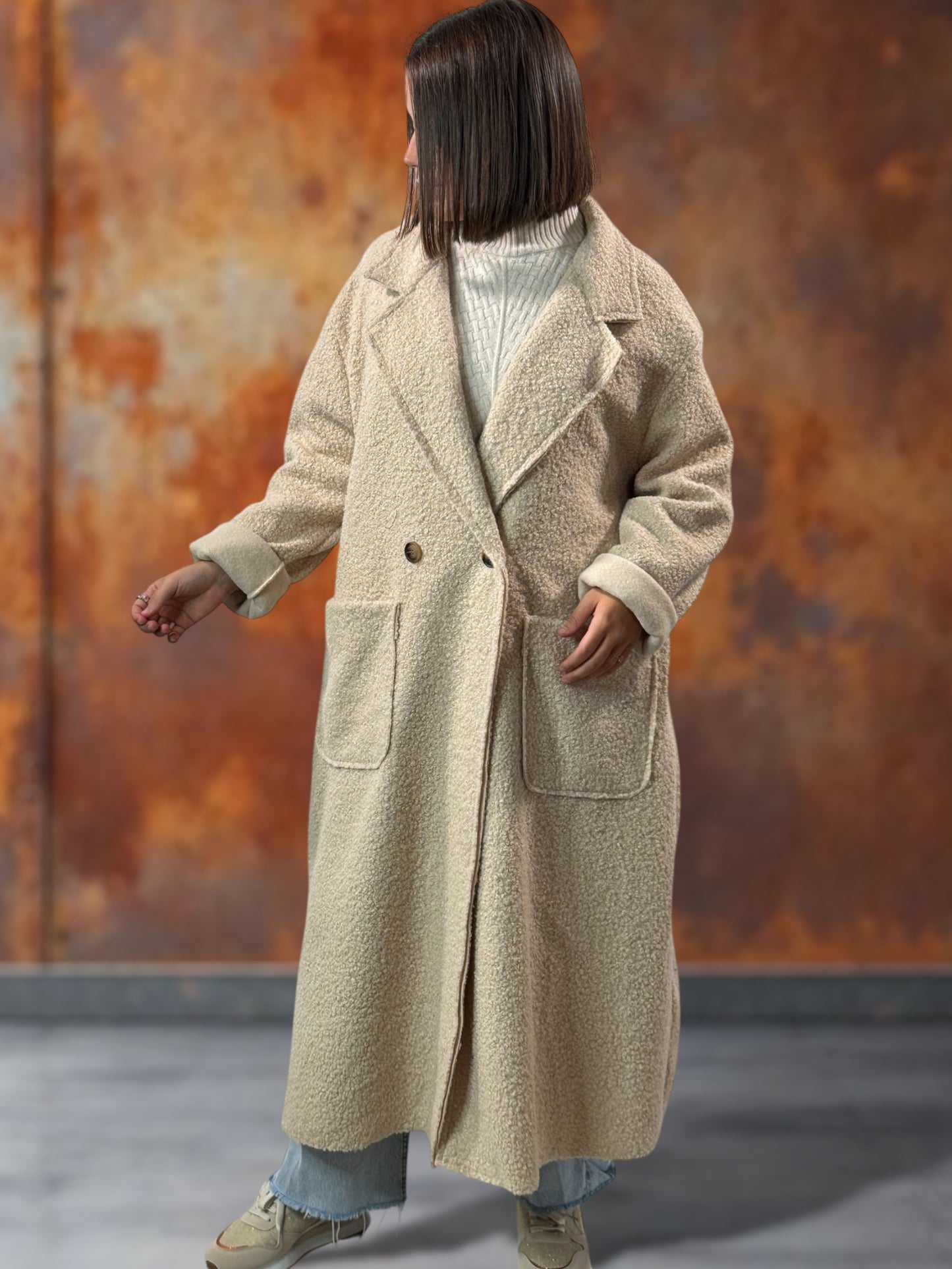 JULIEN - LONG MANTEAU BEIGE EN BOUCLETTE JUSQU'A LA TAILLE 50/52