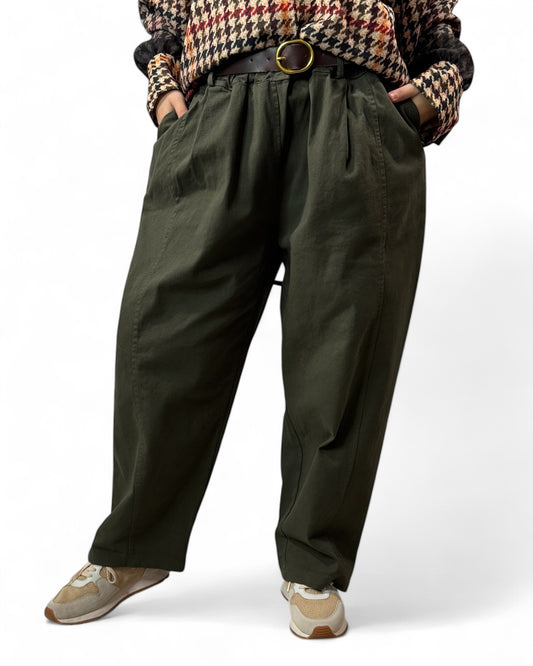 DIMITRI - PANTALON KAKI AVEC CEINTURE JUSQU'A LA TAILLE 54