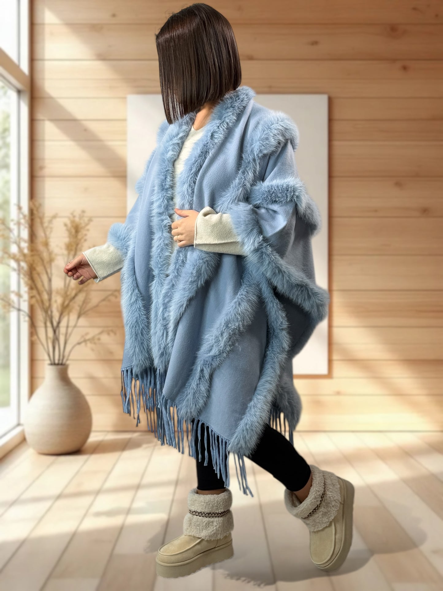 ERIKA - CAPE BLEUE FAUSSE FOURRURE