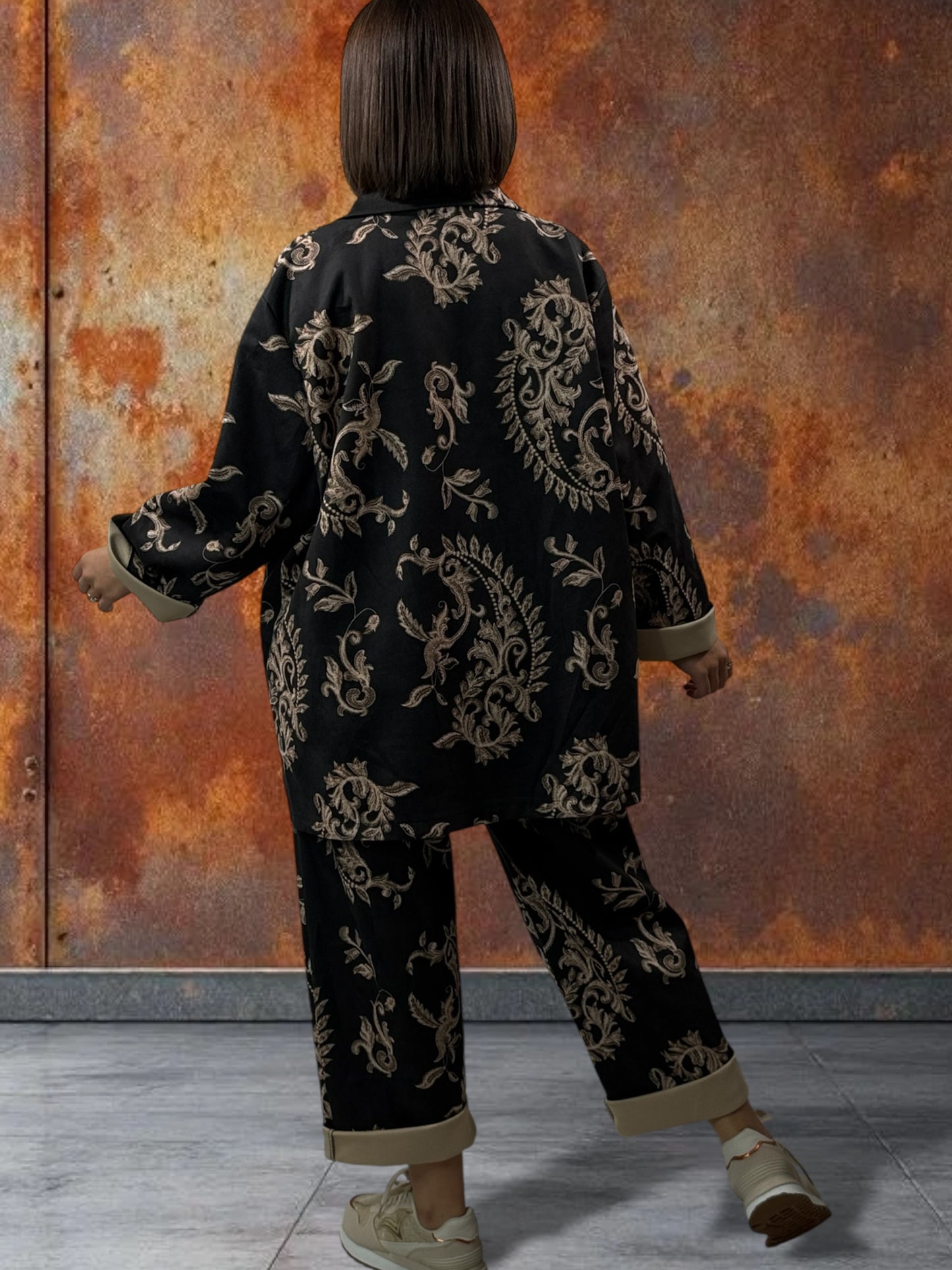 ALYSON - BLAZER NOIR A MOTIF EN SUEDINE JUSQU'A LA TAILLE 52