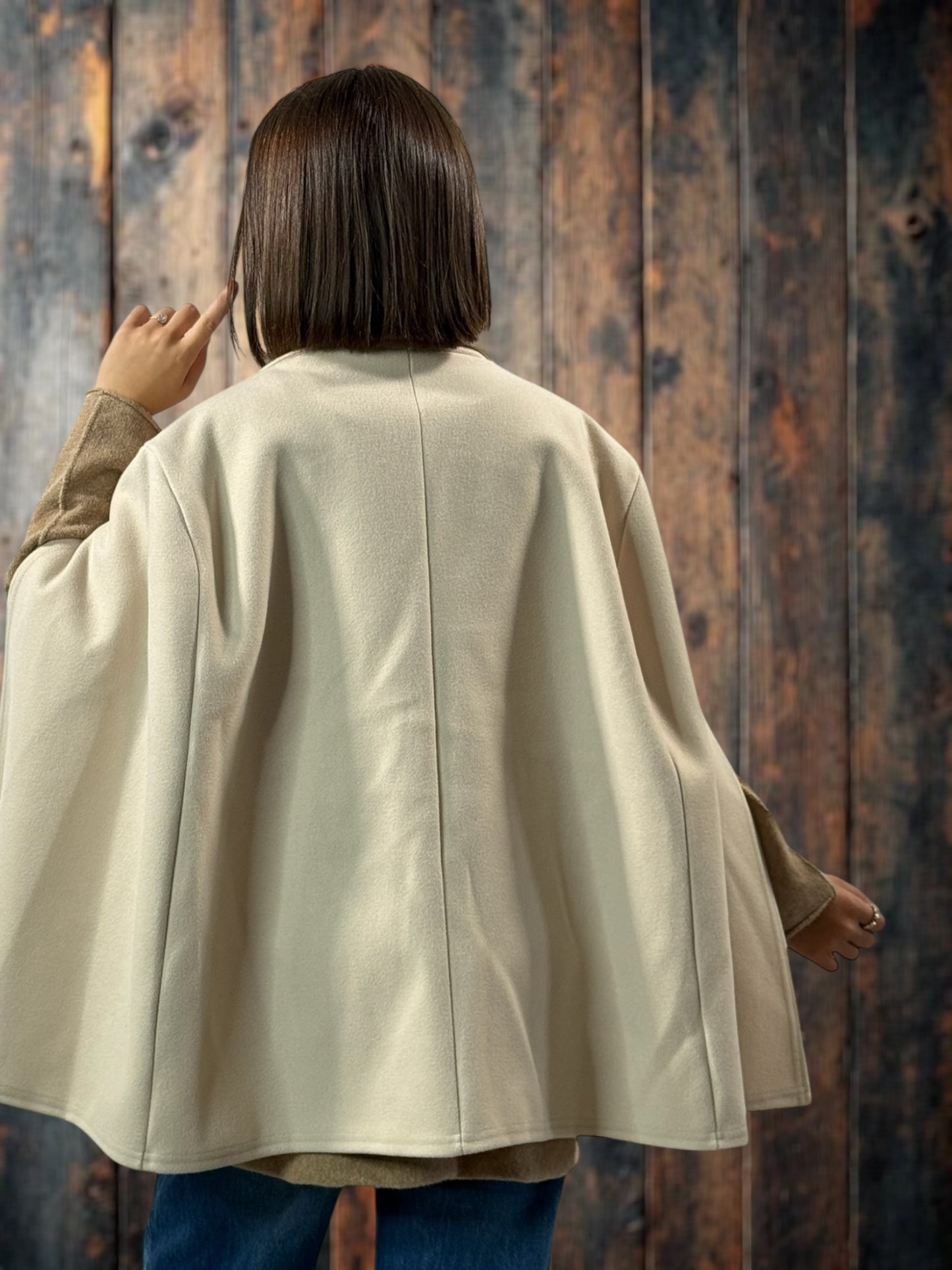 DONATELLA - VESTE CAPE BEIGE JUSQU'A LA TAILLE 50/52