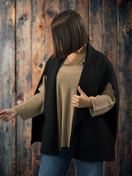 DONATELLA - VESTE CAPE NOIRE JUSQU'A LA TAILLE 50/52