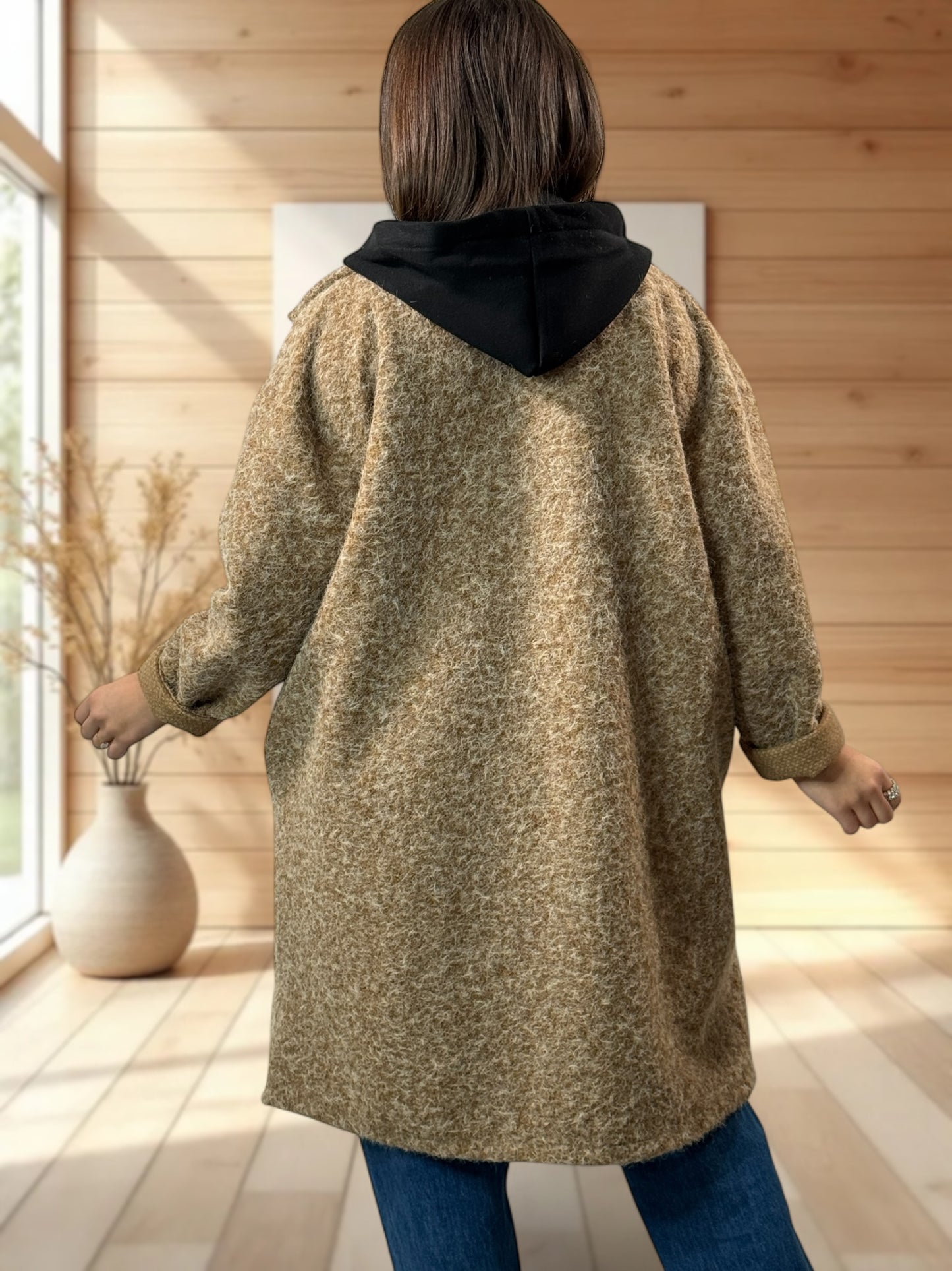 JULIUS - MANTEAU CAMEL A CAPUCHE JUSQU'A LA TAILLE 52