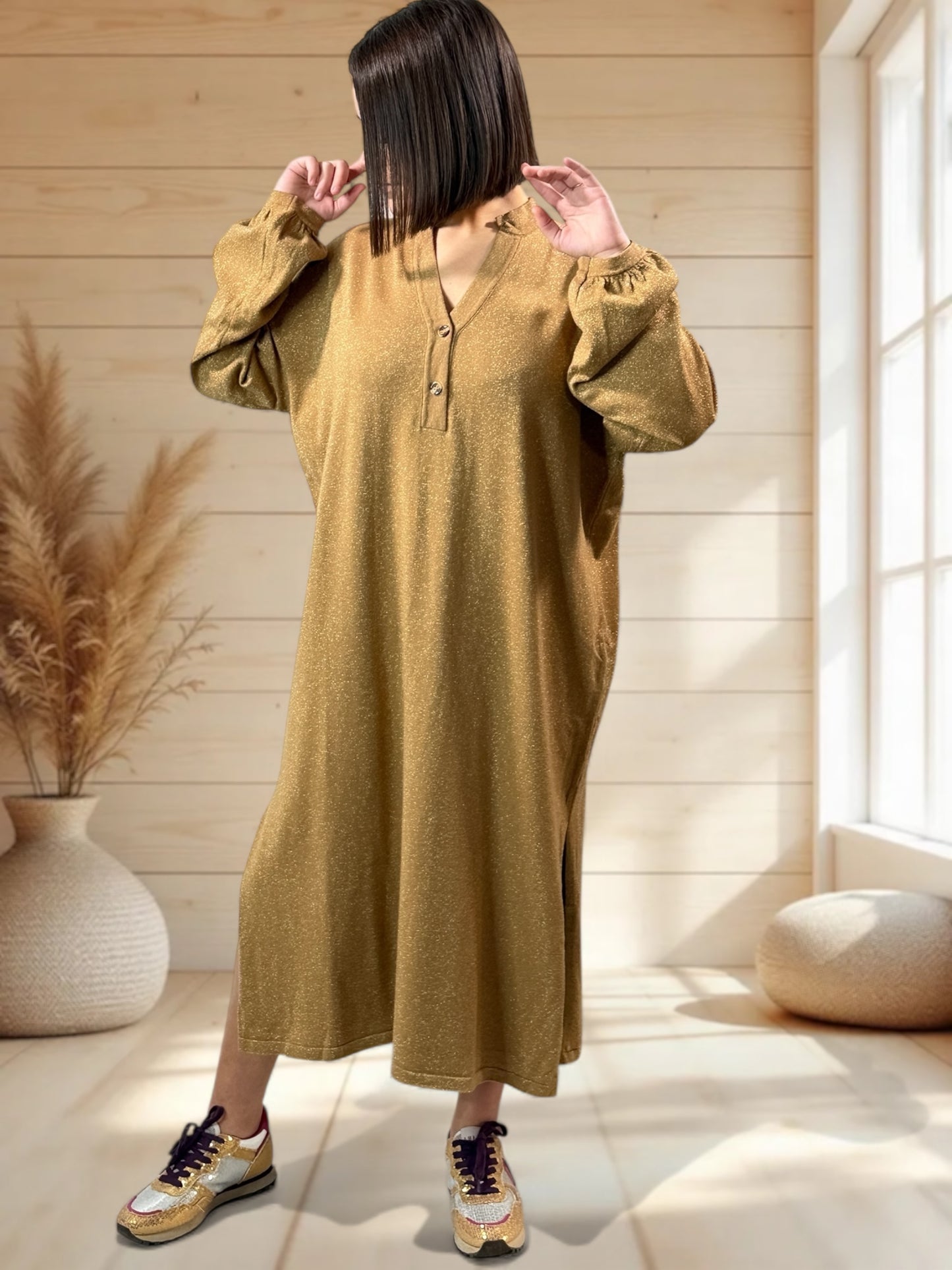 KATARINA - ROBE SCINTILLANTE EN MAILLE CAMEL OVERSIZE JUSQU'A LA TAILLE 52