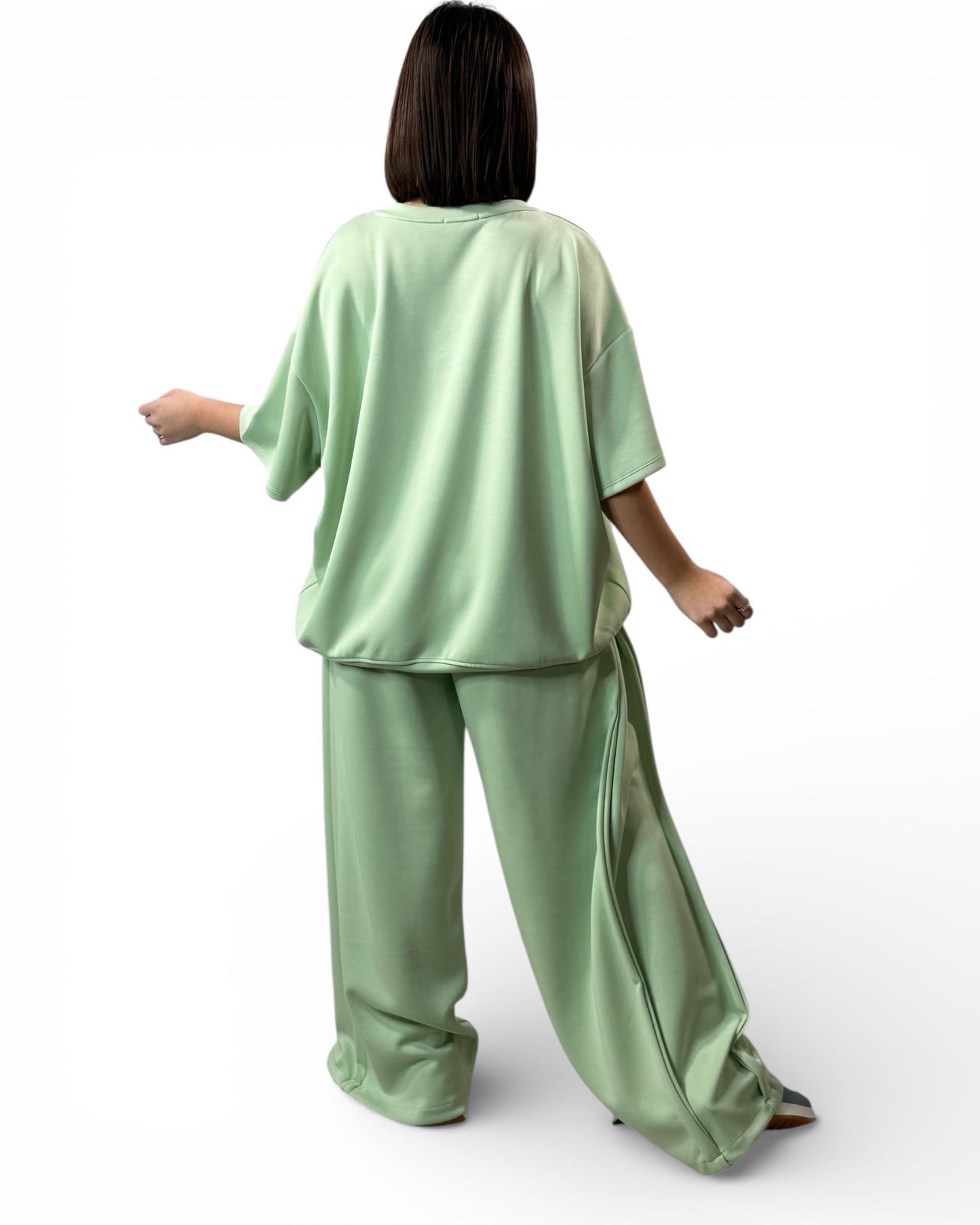 LORENZO - PANTALON AMPLE FLUIDE VERT AMANDE TAILLE 46 A 52/54