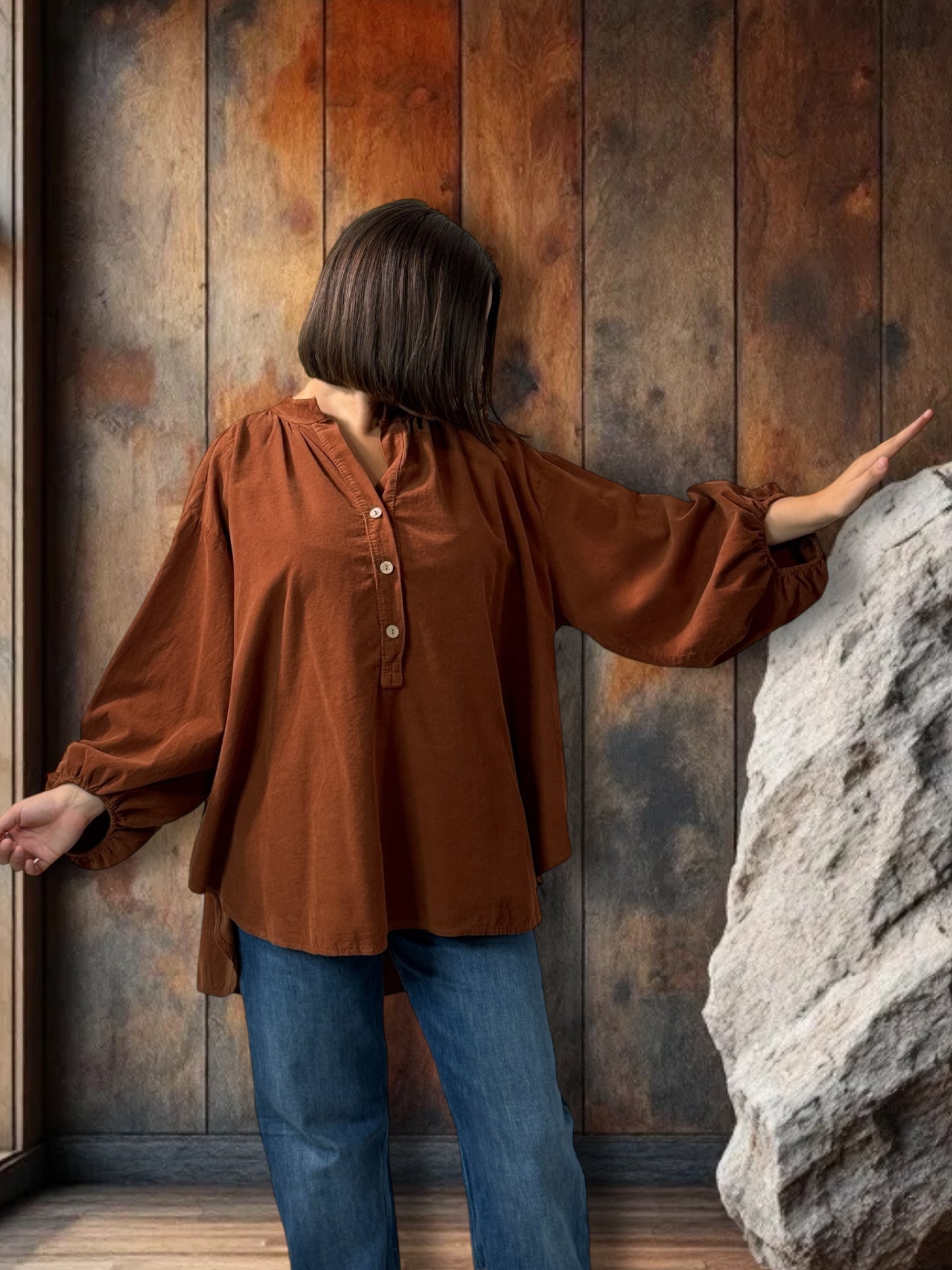 ALICIA - BLOUSE ROUILLE EN VELOURS MILLERAIES OVERSIZE JUSQU'A LA TAILLE 56