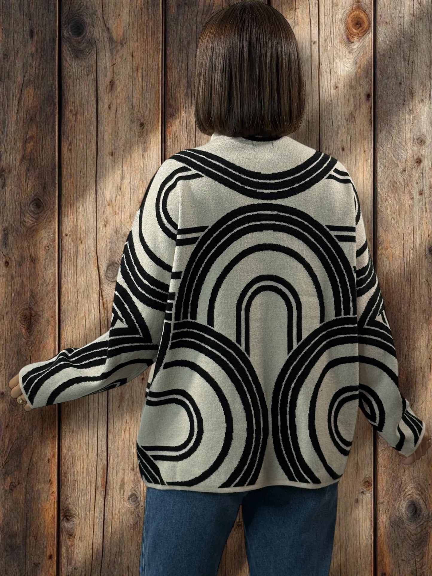 SOPHIE - PULL OVERSIZE MOTIF NOIR JUSQU'A LA TAILLE 50