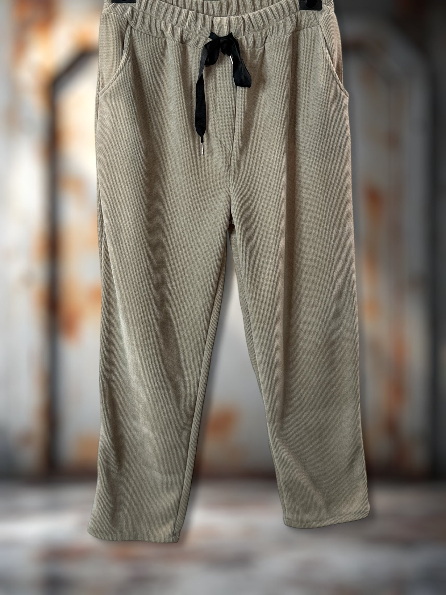 LEON - PANTALON EN VELOURS BEIGE TAILLE 44 A 50/52