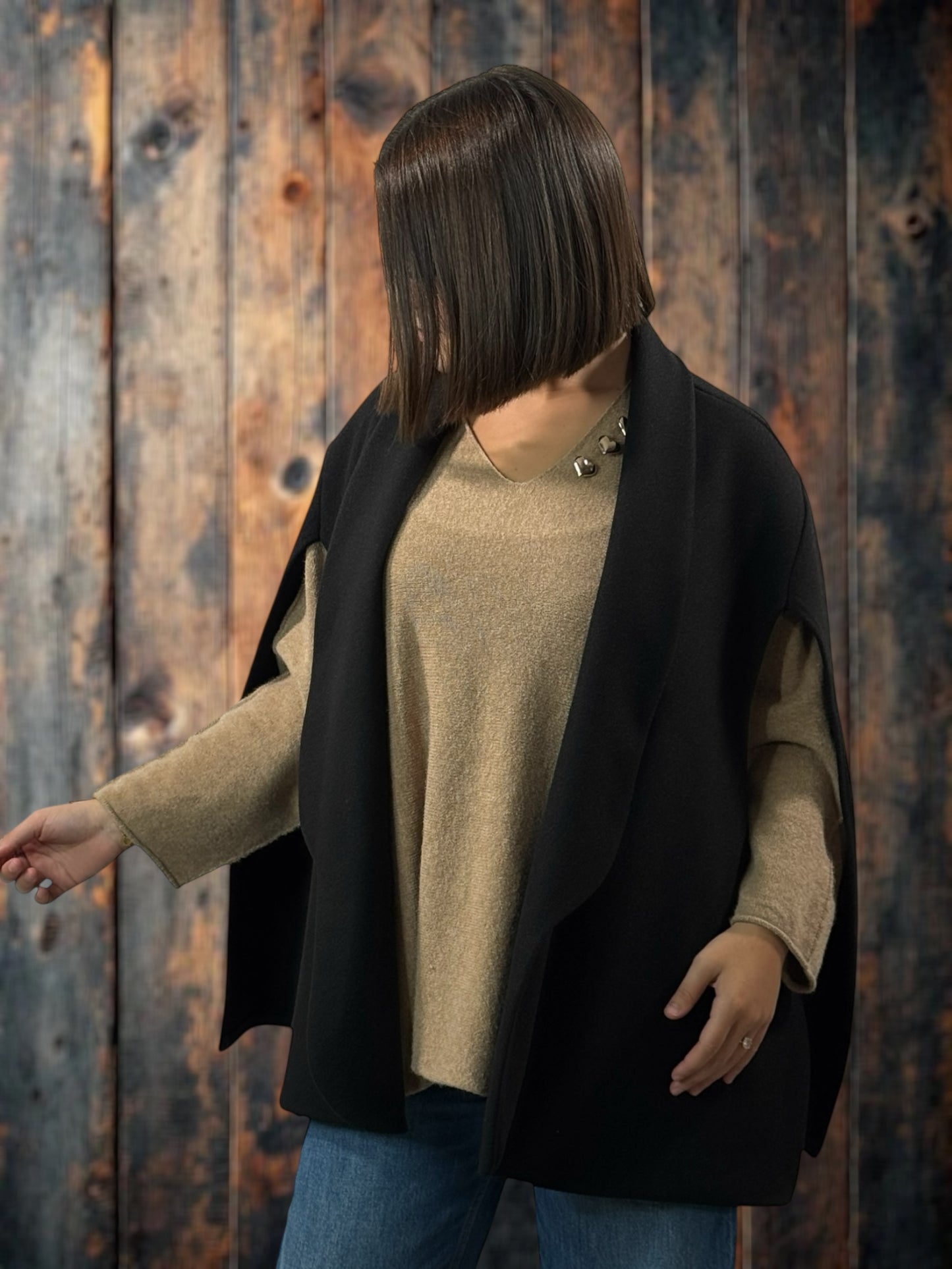 DONATELLA - VESTE CAPE NOIRE JUSQU'A LA TAILLE 50/52