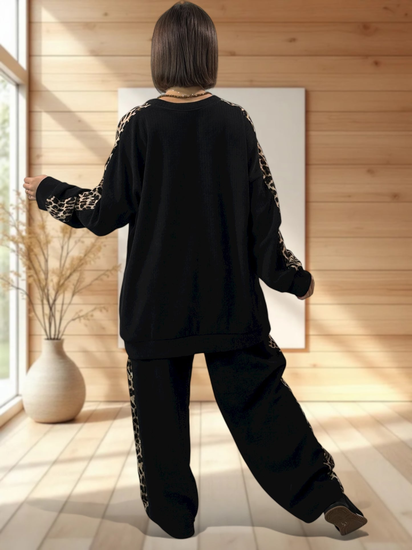 FILIPO - ENSEMBLE NOIR EN VELOURS BANDE LEOPARD JUSQU'A LA TAILLE 52/54