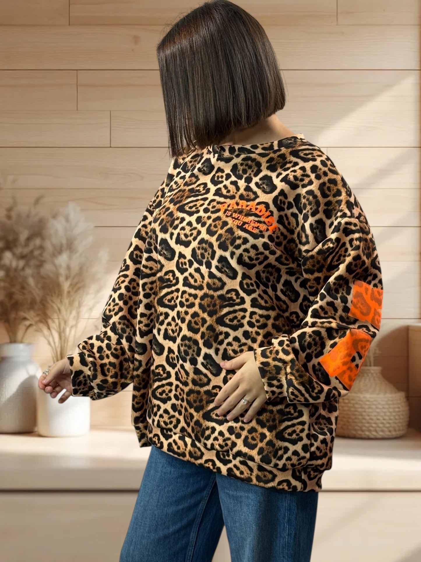 PARADISE - SWEAT OVERSIZE LEOPARD LOGO ORANGE JUSQU'A LA TAILLE 52