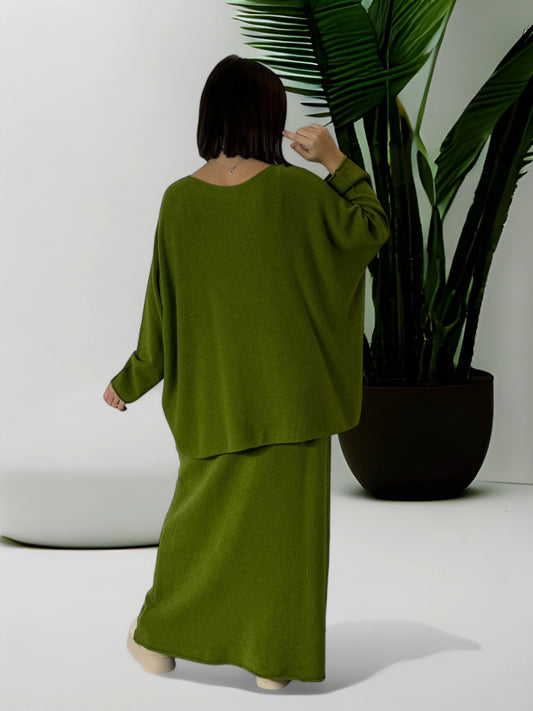 FAUSTINE - ENSEMBLE EN MAILLE VERT JUSQU'A LA TAILLE 52/54