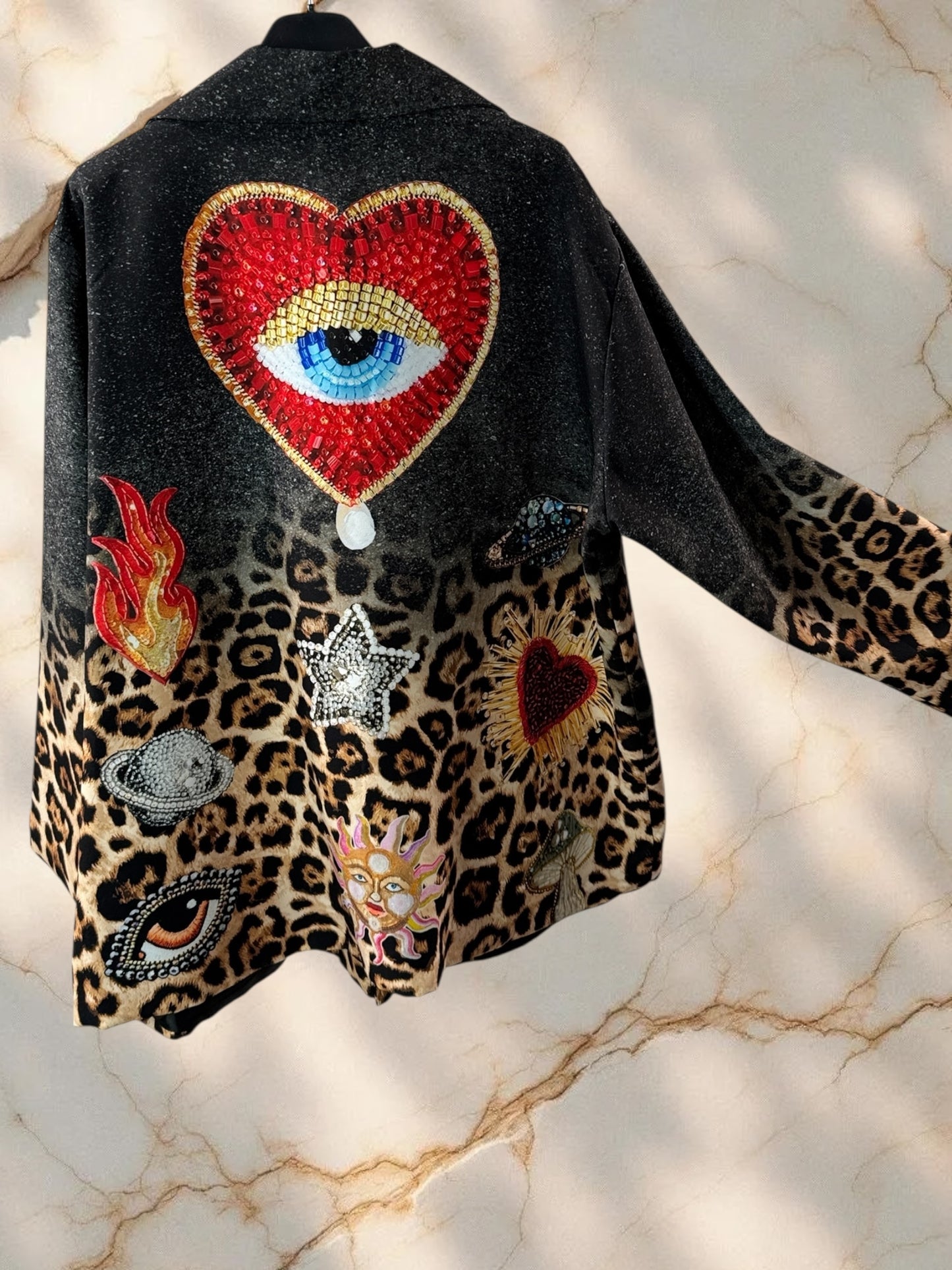 MARICAO - VESTE OVERSIZE MOTIF SKULL ET COEUR JUSQU'A LA TAILLE 52