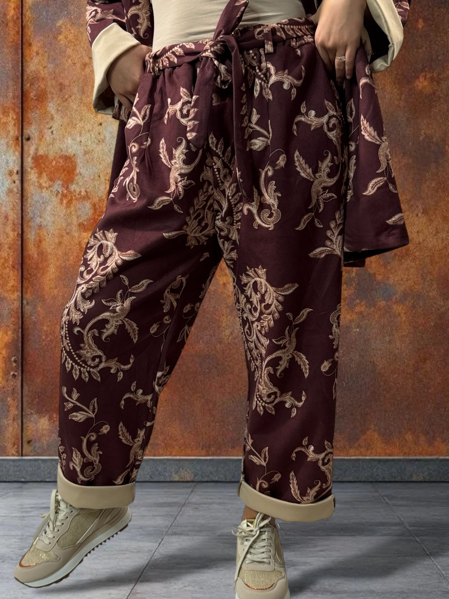 KEVIN - PANTALON BORDEAUX A MOTIF EN SUEDINE JUSQU'A LA TAILLE 52