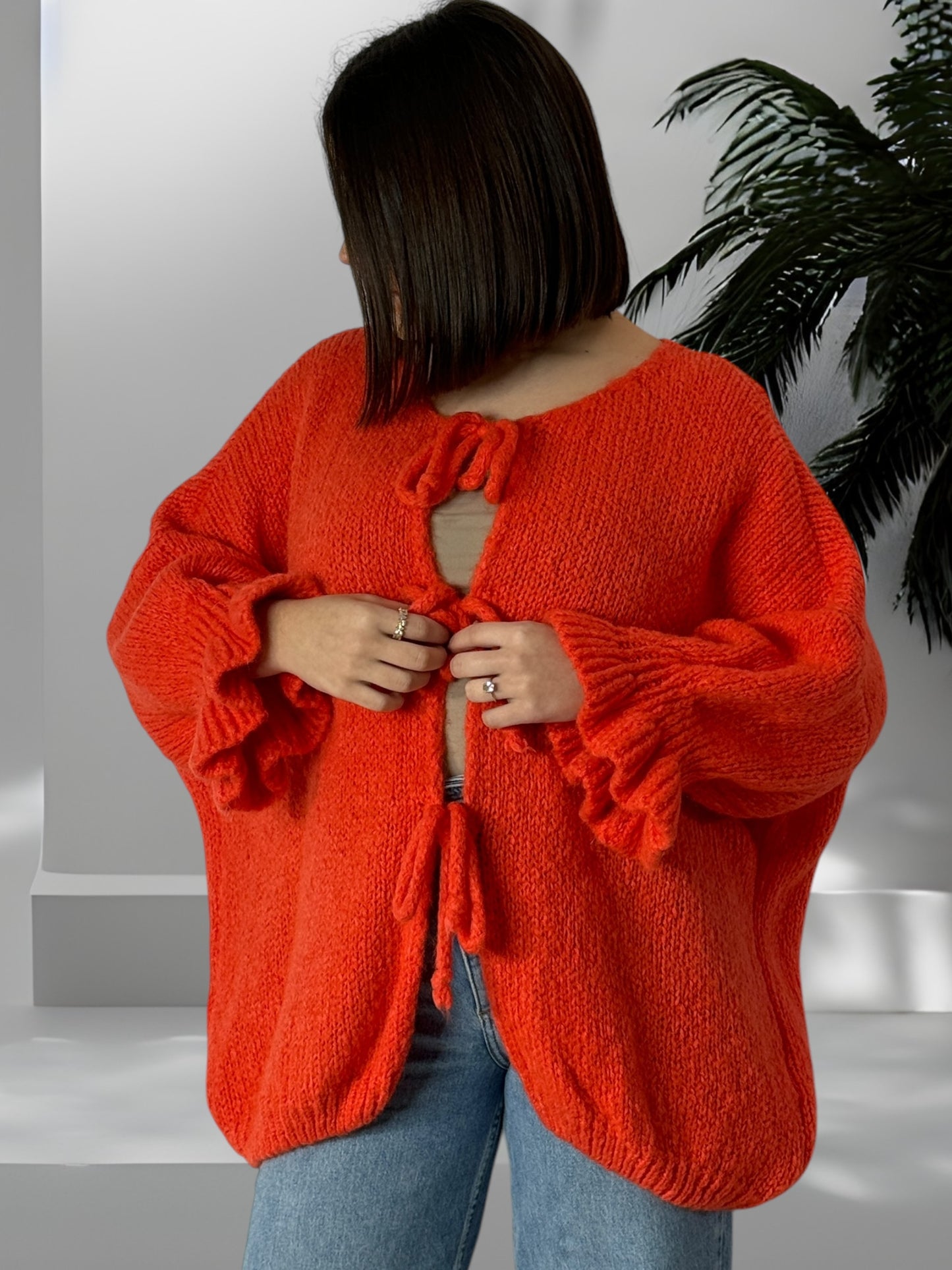 BERENGERE - GILET OVERSIZE ORANGE AVEC NOEUDS JUSQU'A LA TAILLE 52/54