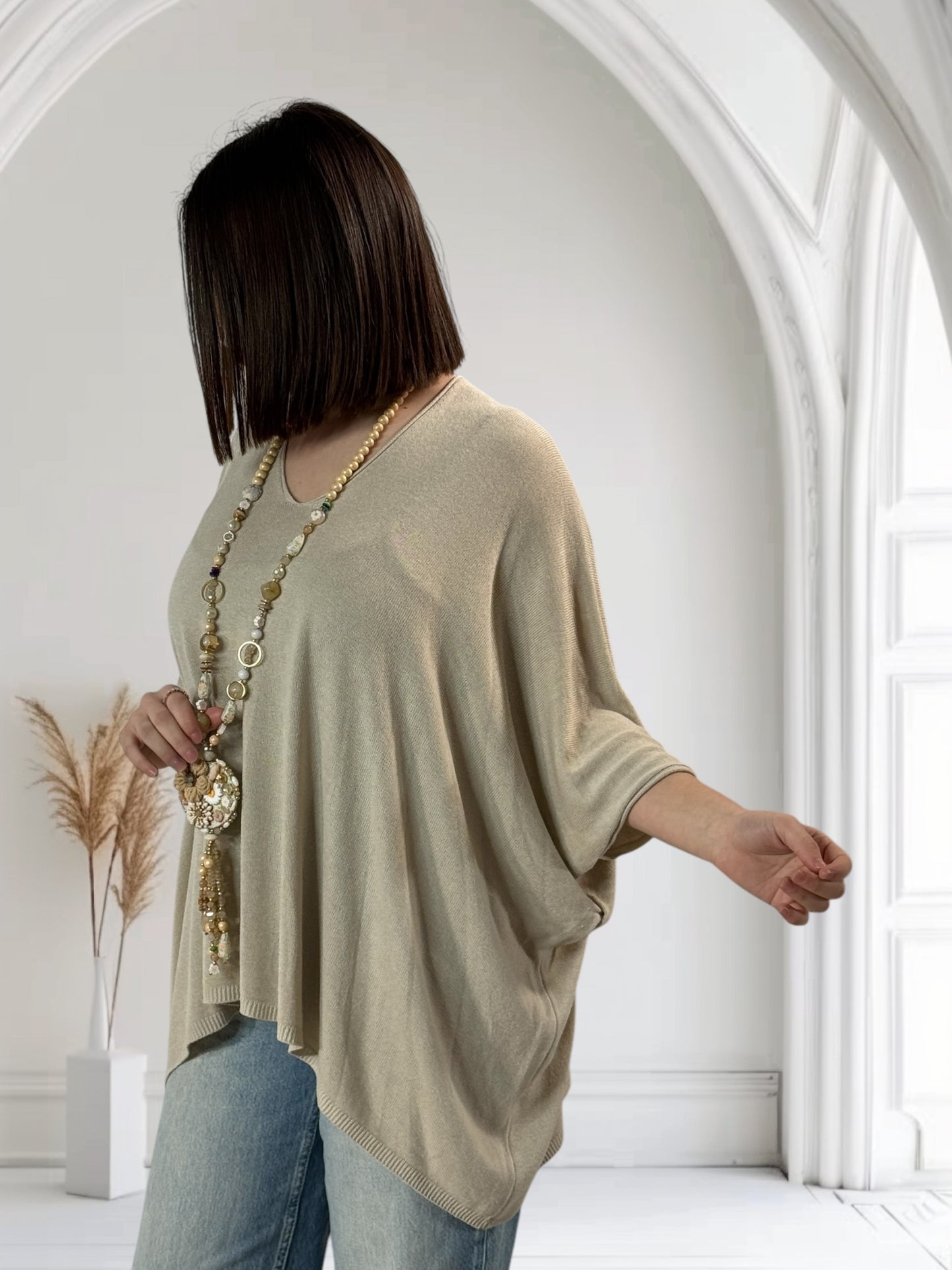 MERINGUE - PULL BEIGE EN MAILLE FLUIDE JUSQU'A LA TAILLE 56/58