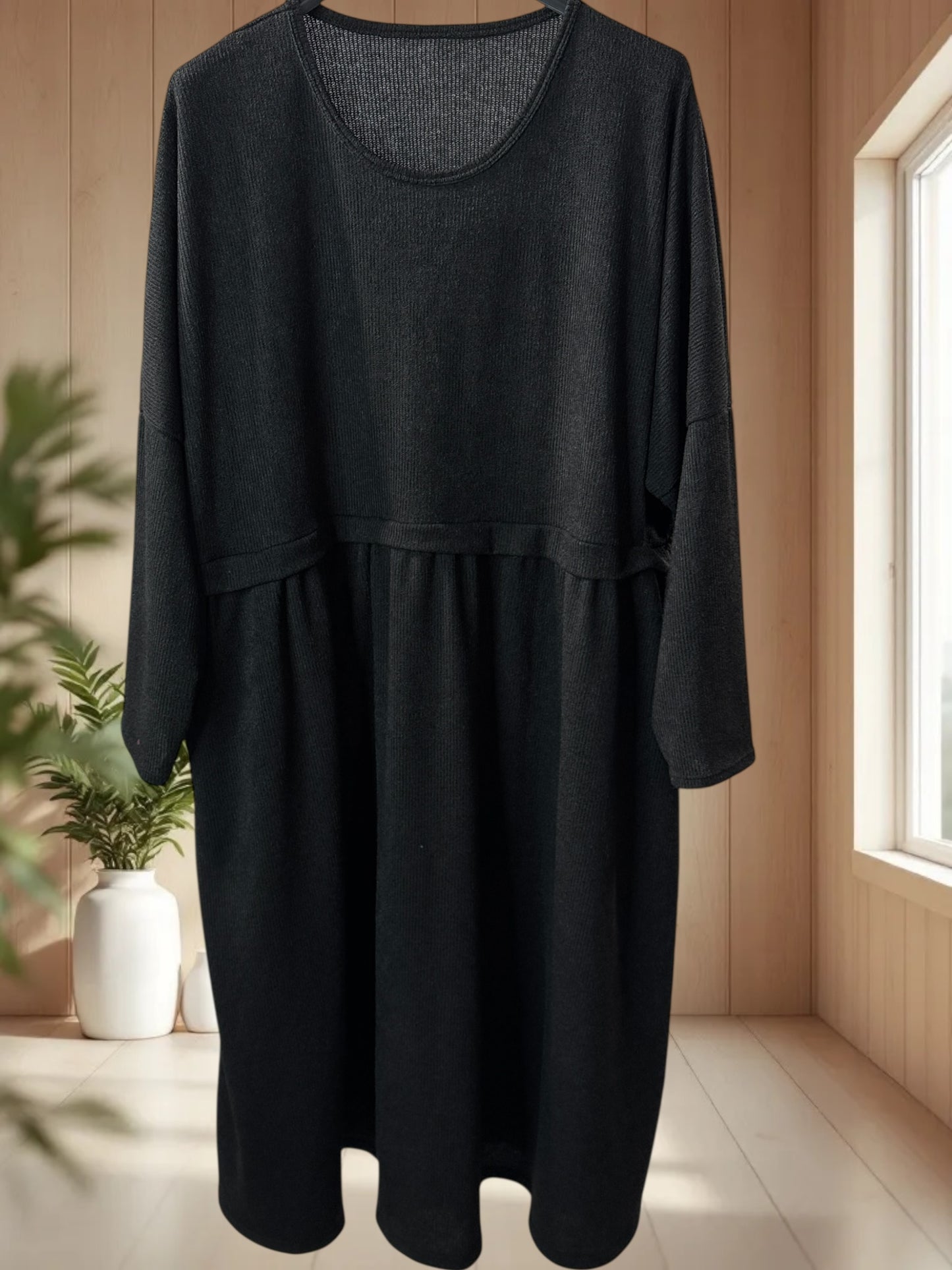 MADELINE - ROBE OVERSIZE NOIRE JUSQU'A LA TAILLE 60