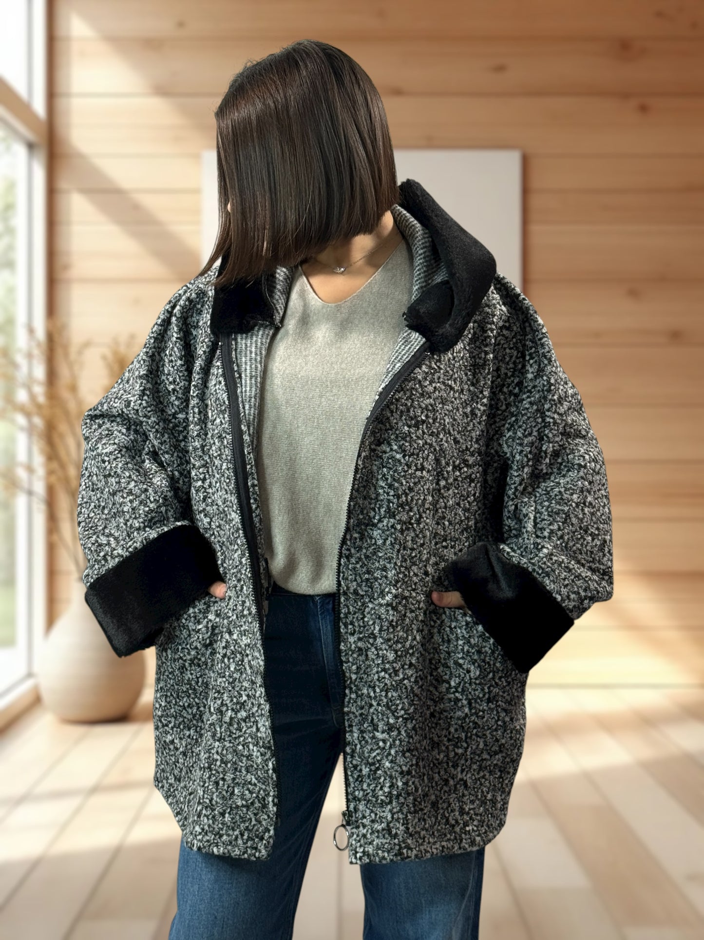 DAISY - VESTE OVERSIZE A CAPUCHE GRIS CHINE JUSQU'A LA TAILLE 56