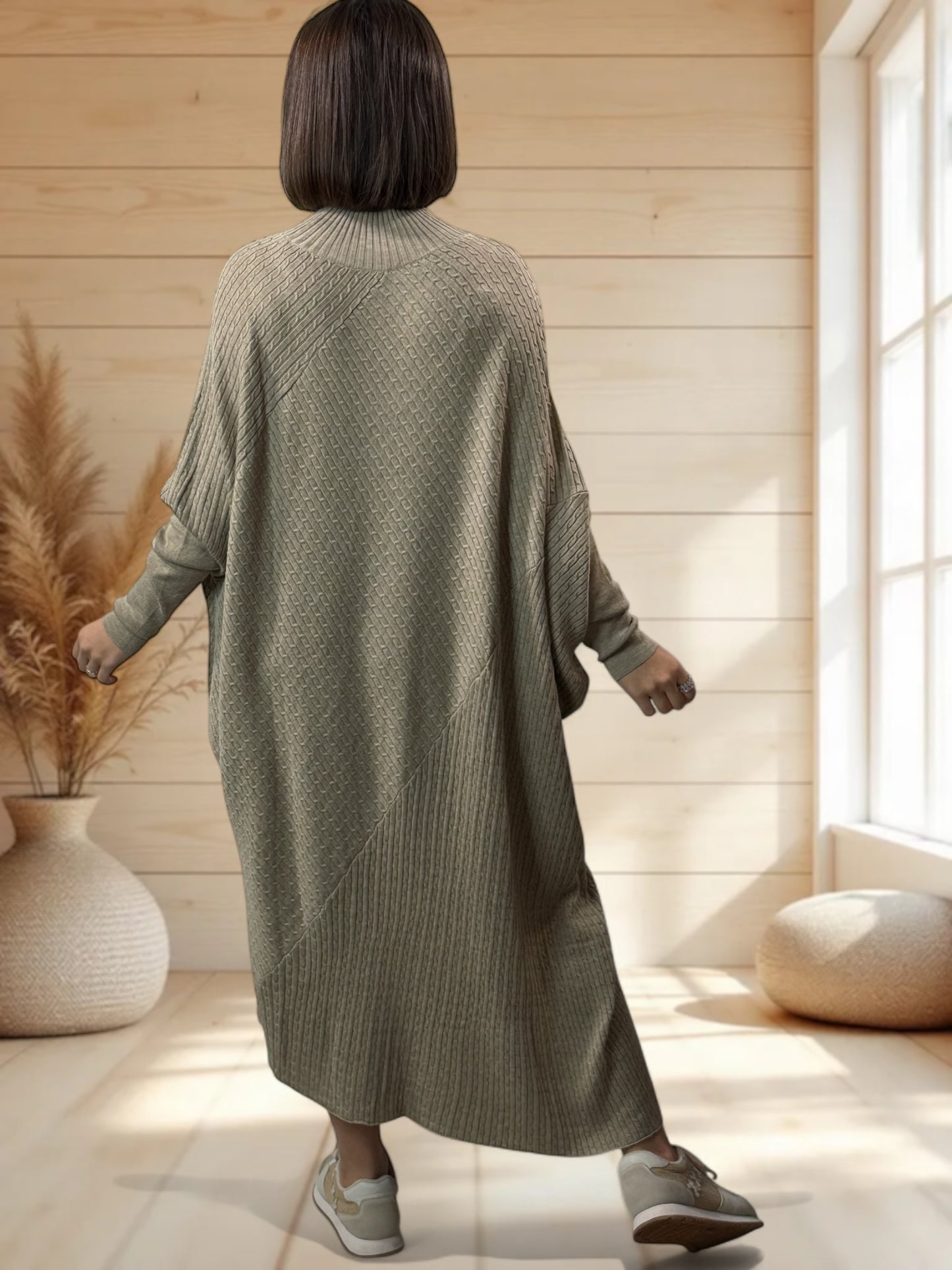 BETTINA - ROBE BEIGE OVERSIZE EN MAILLE JUSQU'A LA TAILLE 56