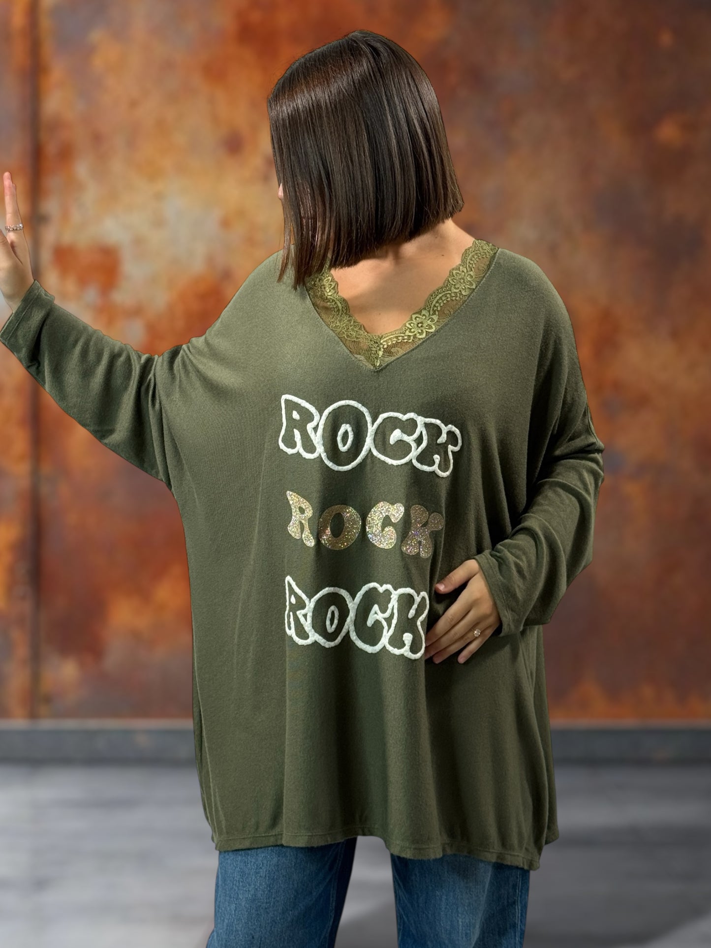 ELSA - PULL KAKI EN MAILLE BORDE DE DENTELLE JUSQU'A LA TAILLE 56/58