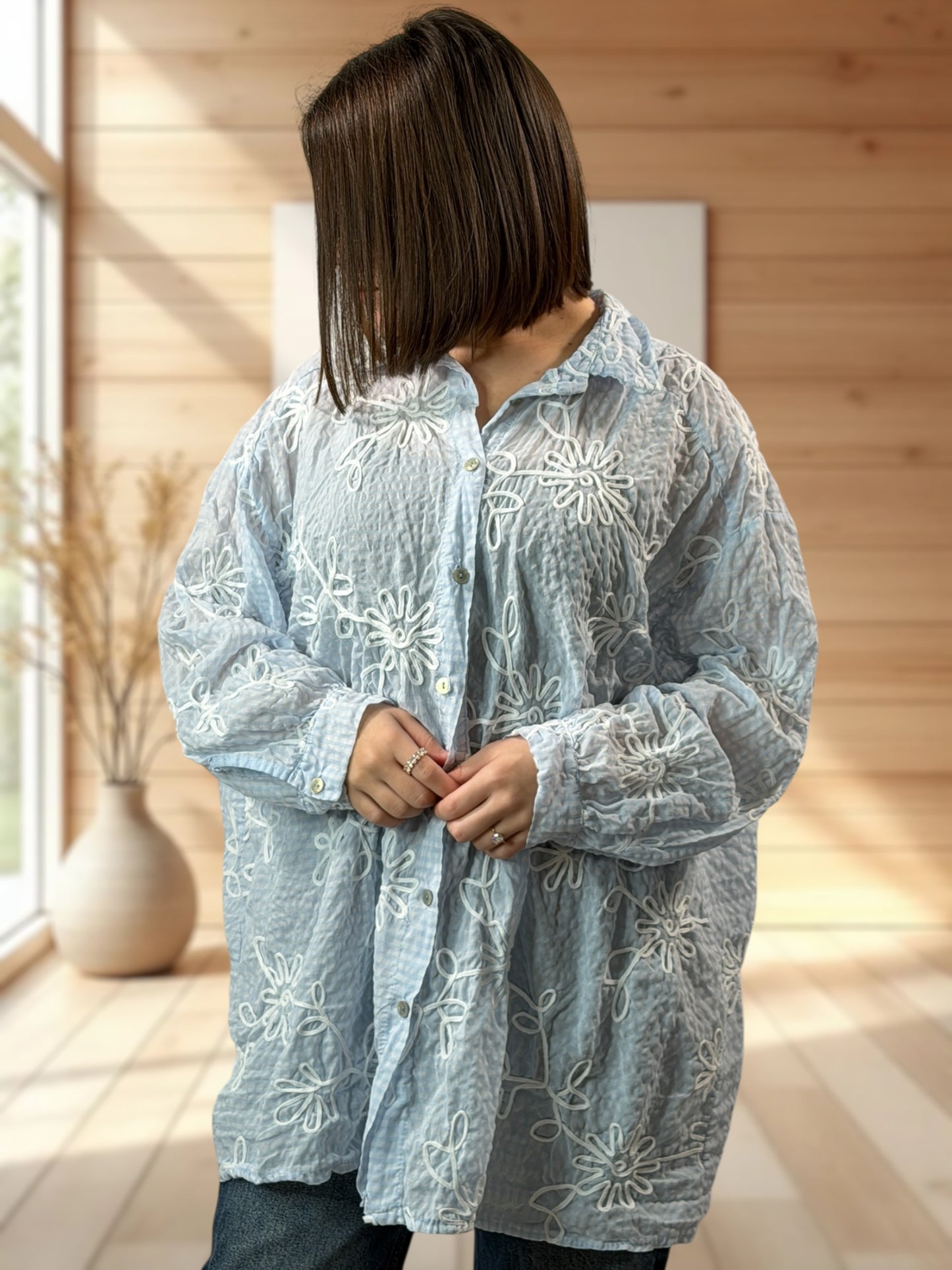 NINA - CHEMISE OVERSIZE VICHY BLEUE JUSQU'A LA TAILLE 52