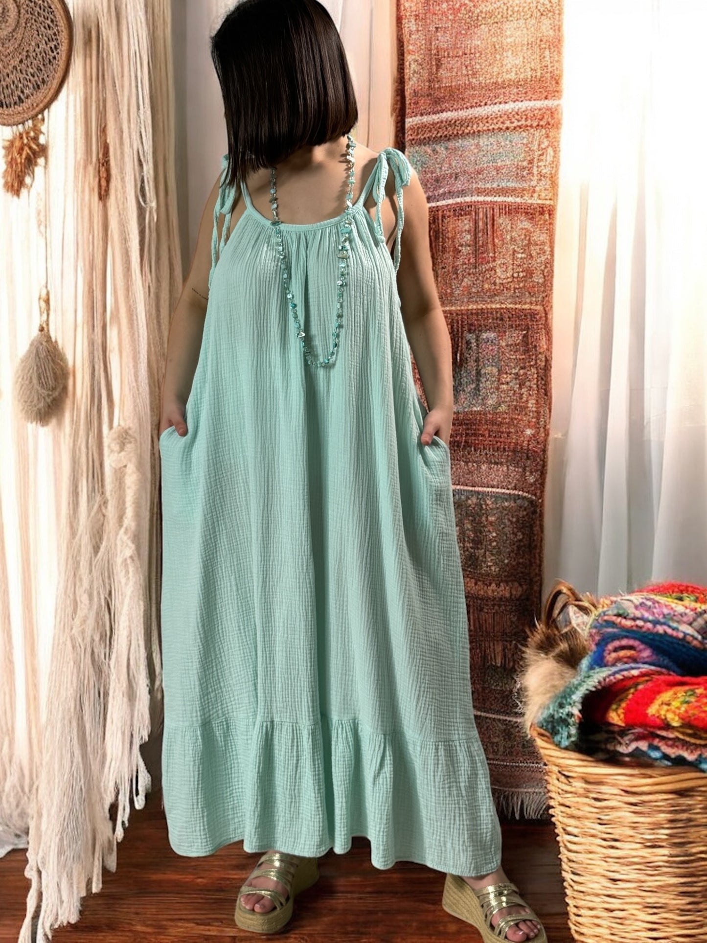 ANNABELLE - ROBE LAGON VOLANT AU DOS JUSQU'A LA TAILLE 52/54