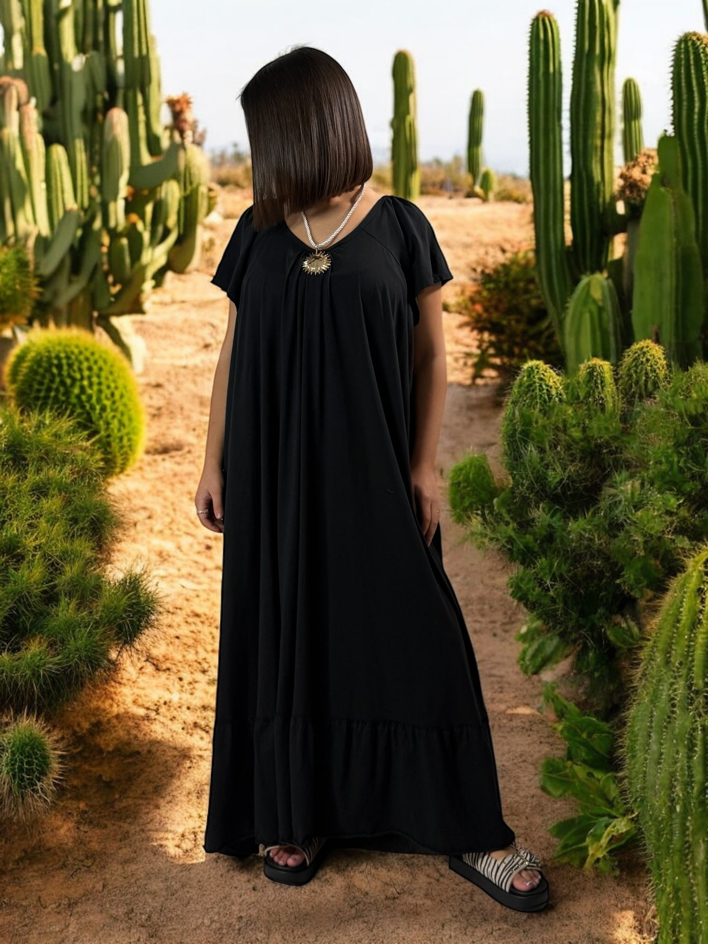 ANTIBES - ROBE LONGUE OVERSIZE NOIRE JUSQU'A LA TAILLE 56