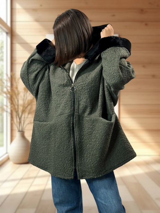 DAISY - VESTE OVERSIZE A CAPUCHE KAKI JUSQU'A LA TAILLE 56