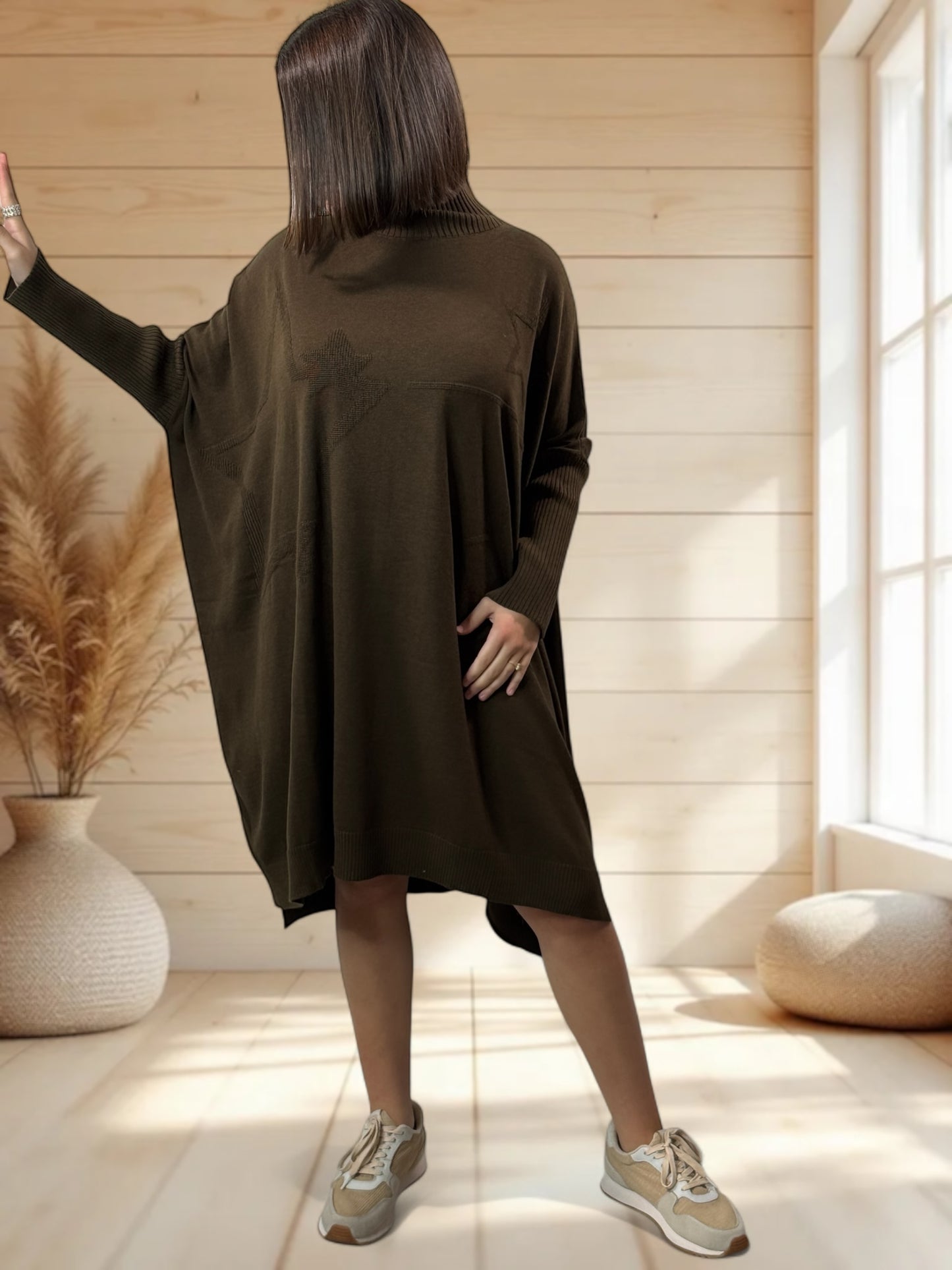 MARISOL - ROBE MARRON OVERSIZE EN MAILLE JUSQU'A LA TAILLE 56