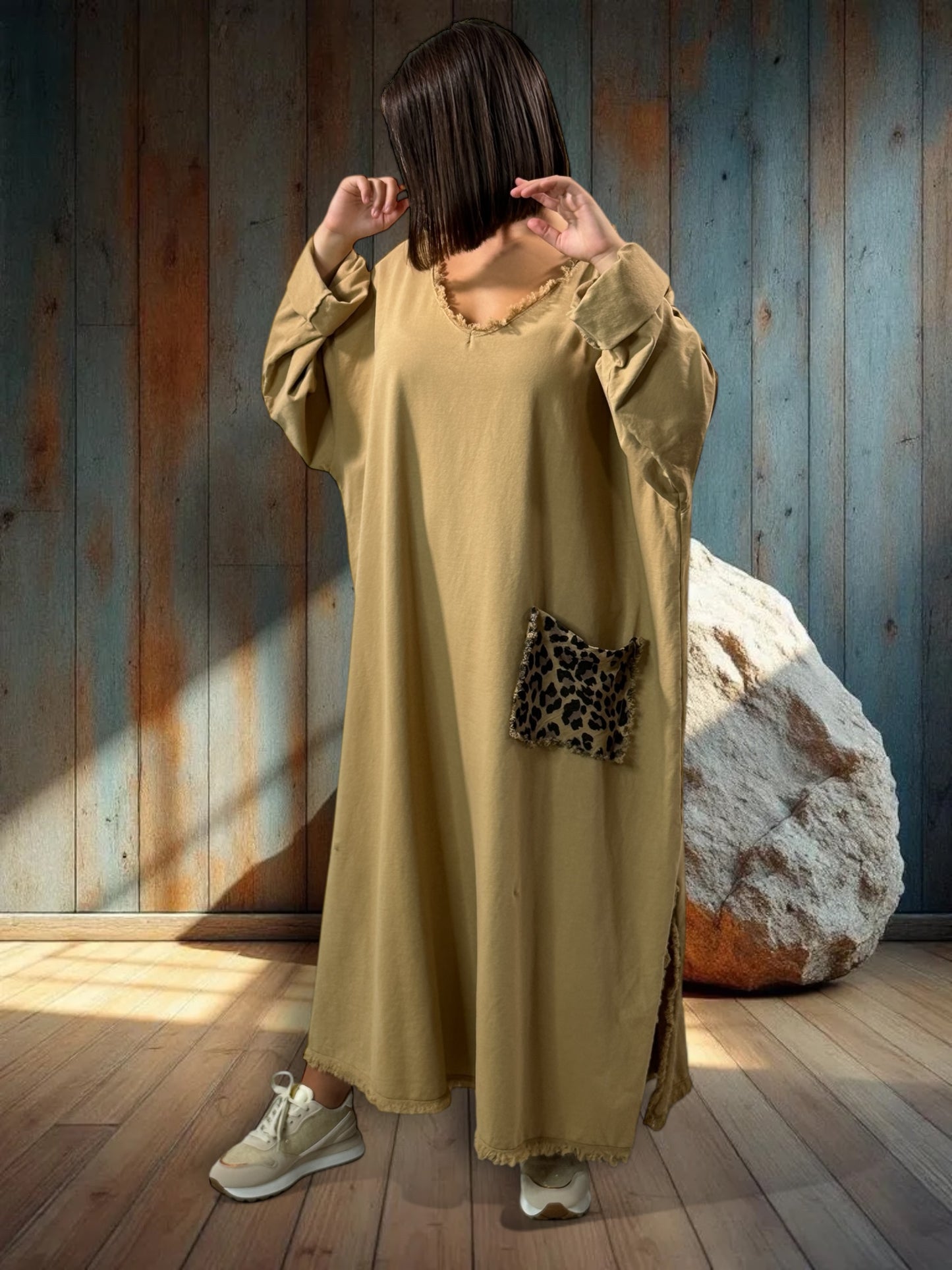 SALOME - ROBE OVERSIZE CAMEL POCHE LEOPARD JUSQU'A LA TAILLE 58