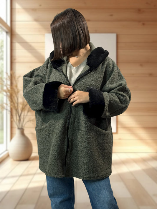 DAISY - VESTE OVERSIZE A CAPUCHE KAKI JUSQU'A LA TAILLE 56