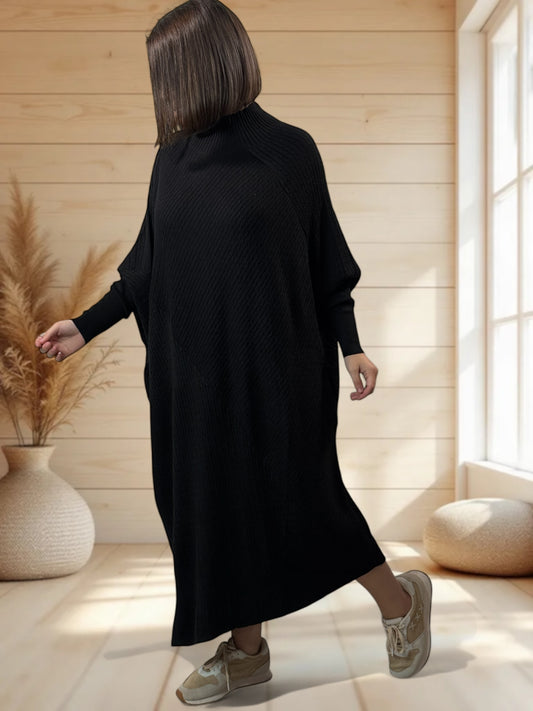BETTINA - ROBE NOIRE OVERSIZE EN MAILLE JUSQU'A LA TAILLE 56