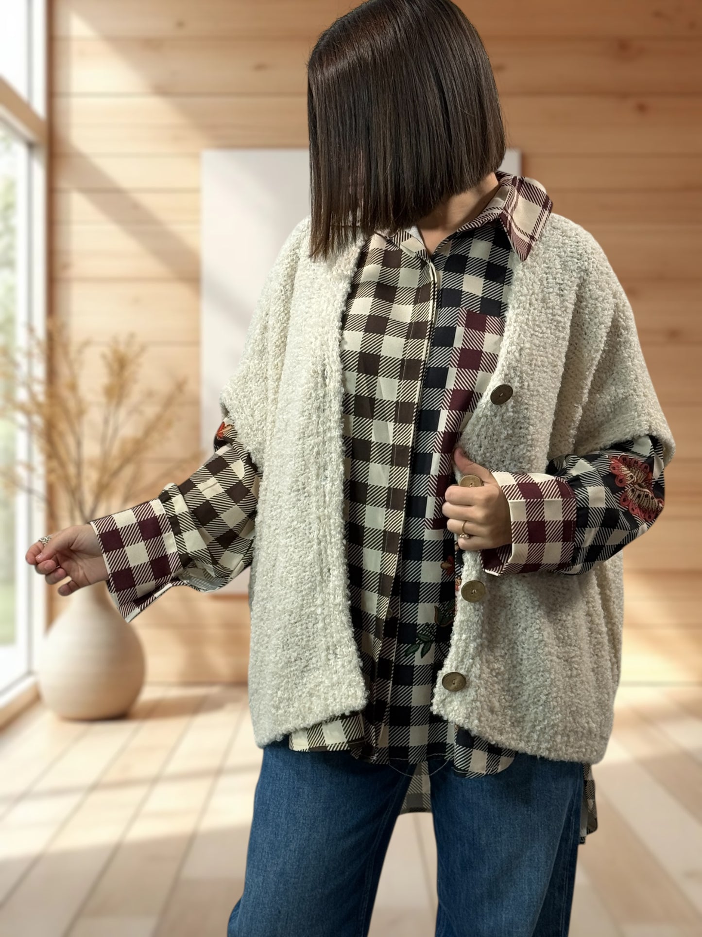 MARA - GILET BLANC CASSE SANS MANCHES JUSQU'A LA TAILLE 56
