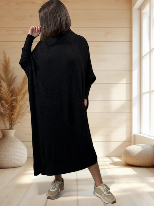 BETTINA - ROBE NOIRE OVERSIZE EN MAILLE JUSQU'A LA TAILLE 56