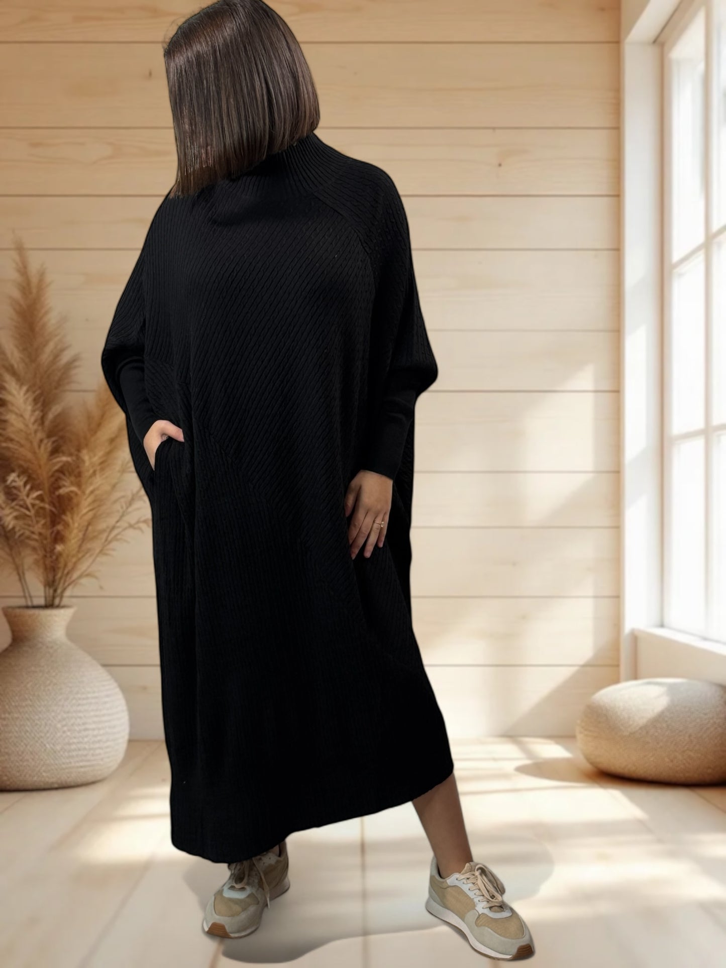 BETTINA - ROBE NOIRE OVERSIZE EN MAILLE JUSQU'A LA TAILLE 56