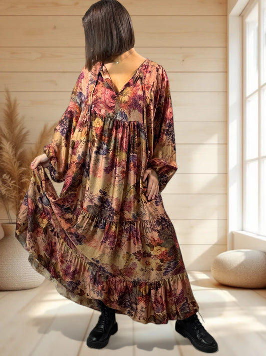 VENISE - ROBE AVEC DE LA SOIE A MOTIF JUSQU'A LA TAILLE 52