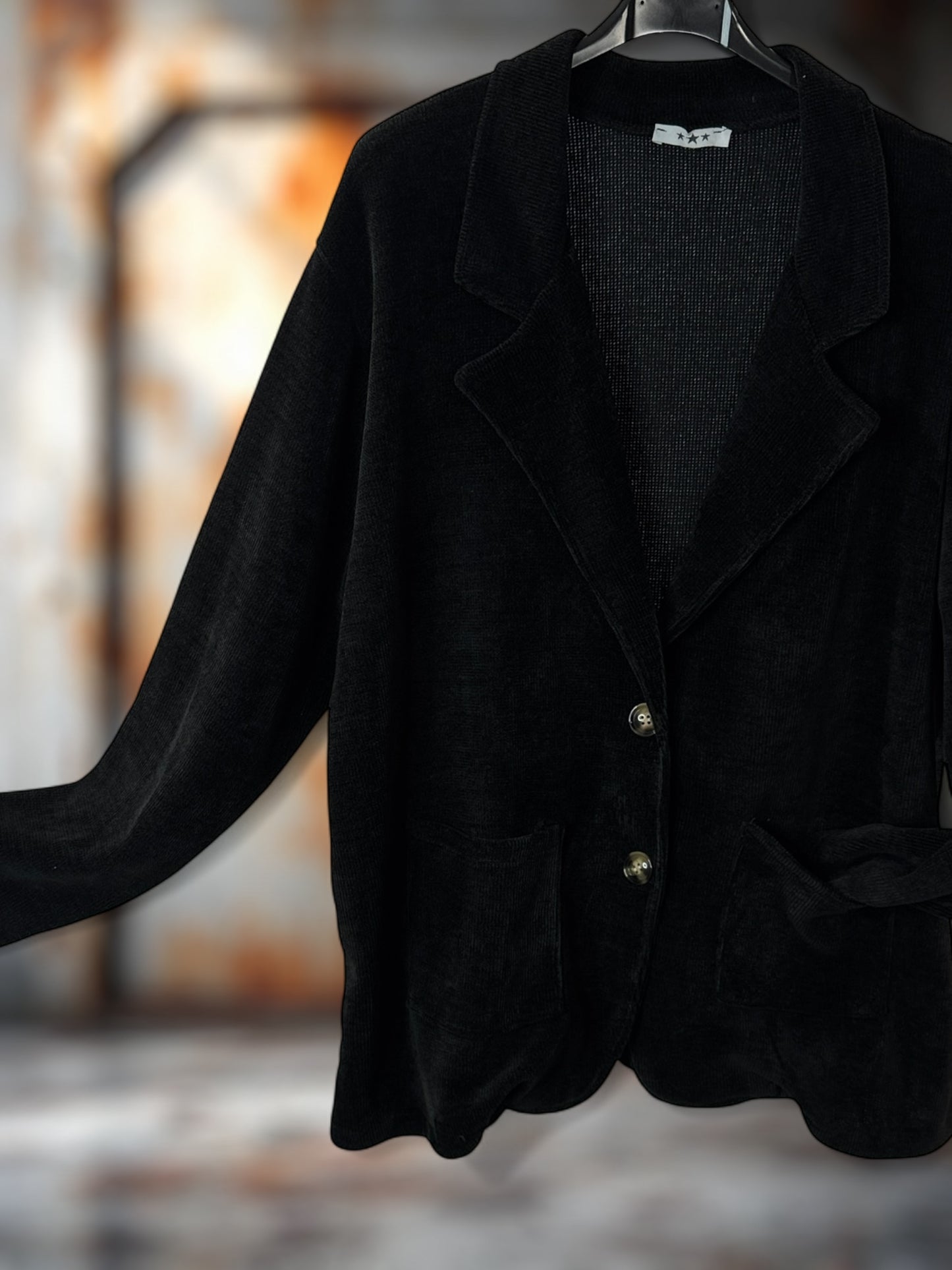 FLAVIE - VESTE NOIRE EN VELOURS JUSQU'A LA TAILLE 52