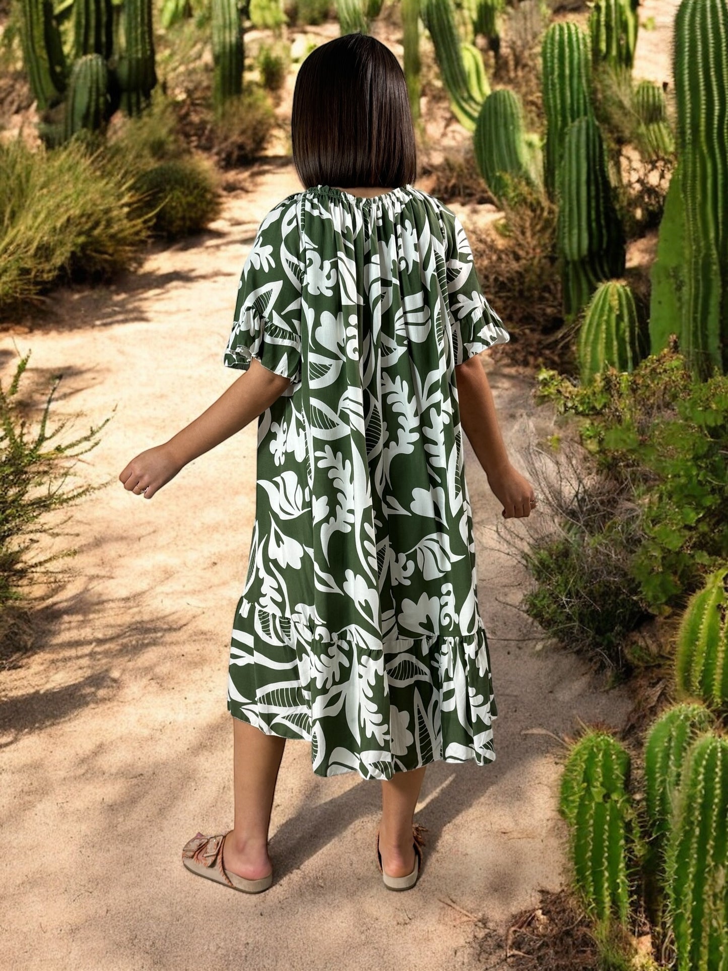 BANDOL - ROBE OVERSIZE KAKI A MOTIF JUSQU'A LA TAILLE 56
