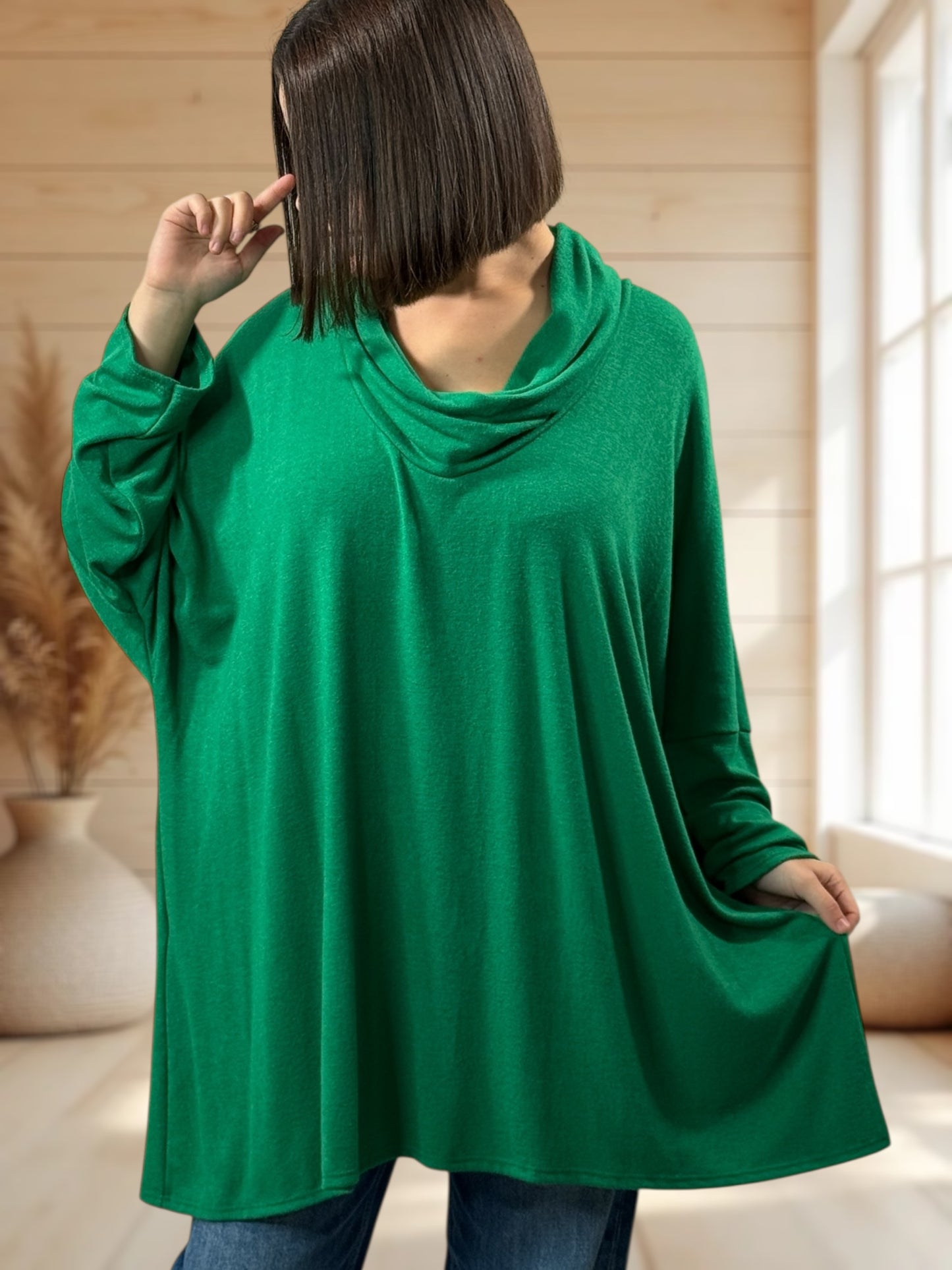 ABIGAIL - PULL OVERSIZE VERT EN MAILLE FLUIDE JUSQU'A LA TAILLE 56
