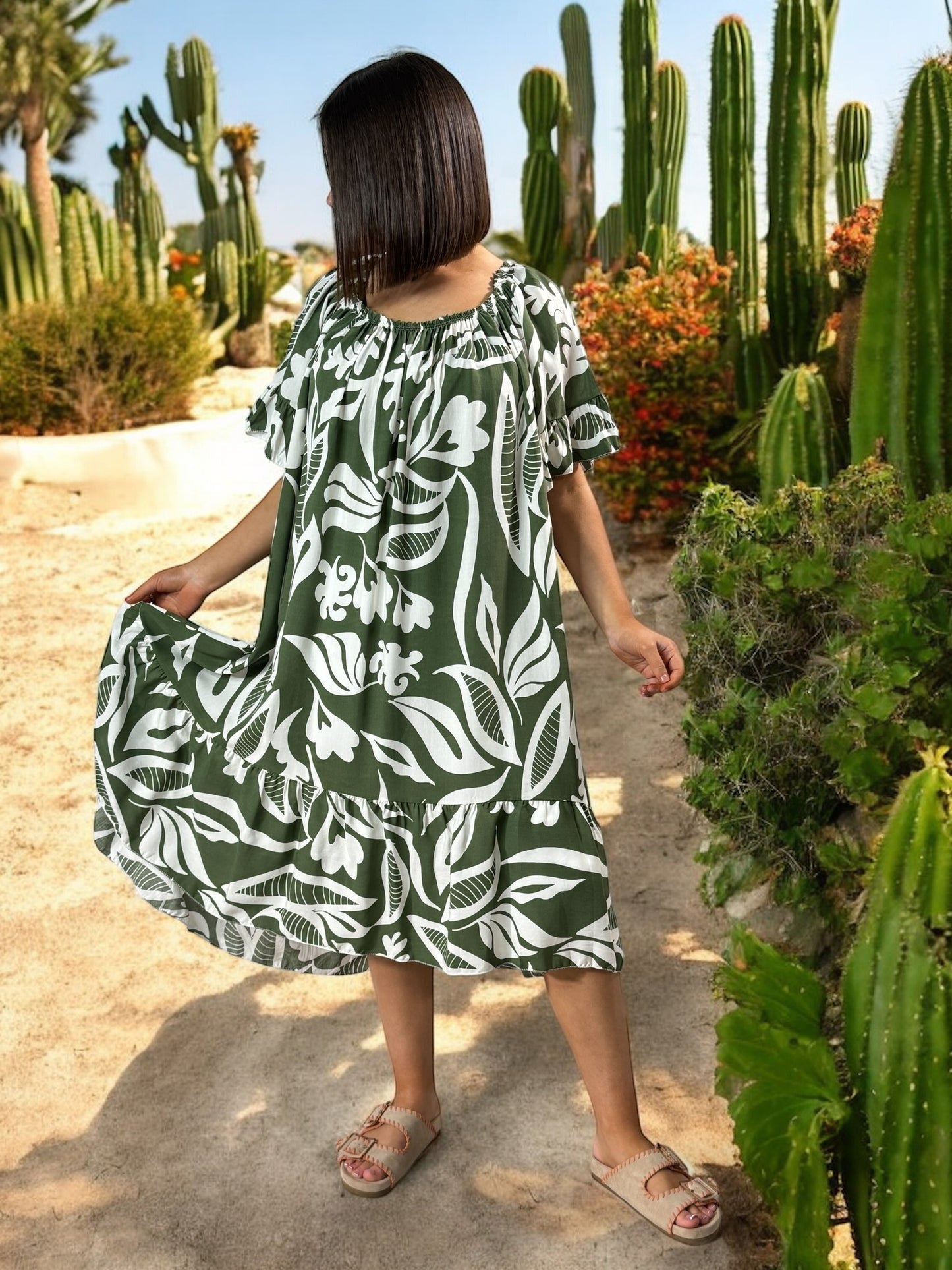 BANDOL - ROBE OVERSIZE KAKI A MOTIF JUSQU'A LA TAILLE 56