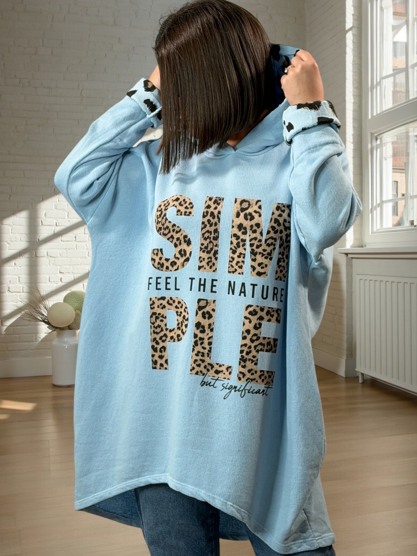 THIBAULT - SWEAT A CAPUCHE OVERSIZE BLEU JUSQU'A LA TAILLE 54