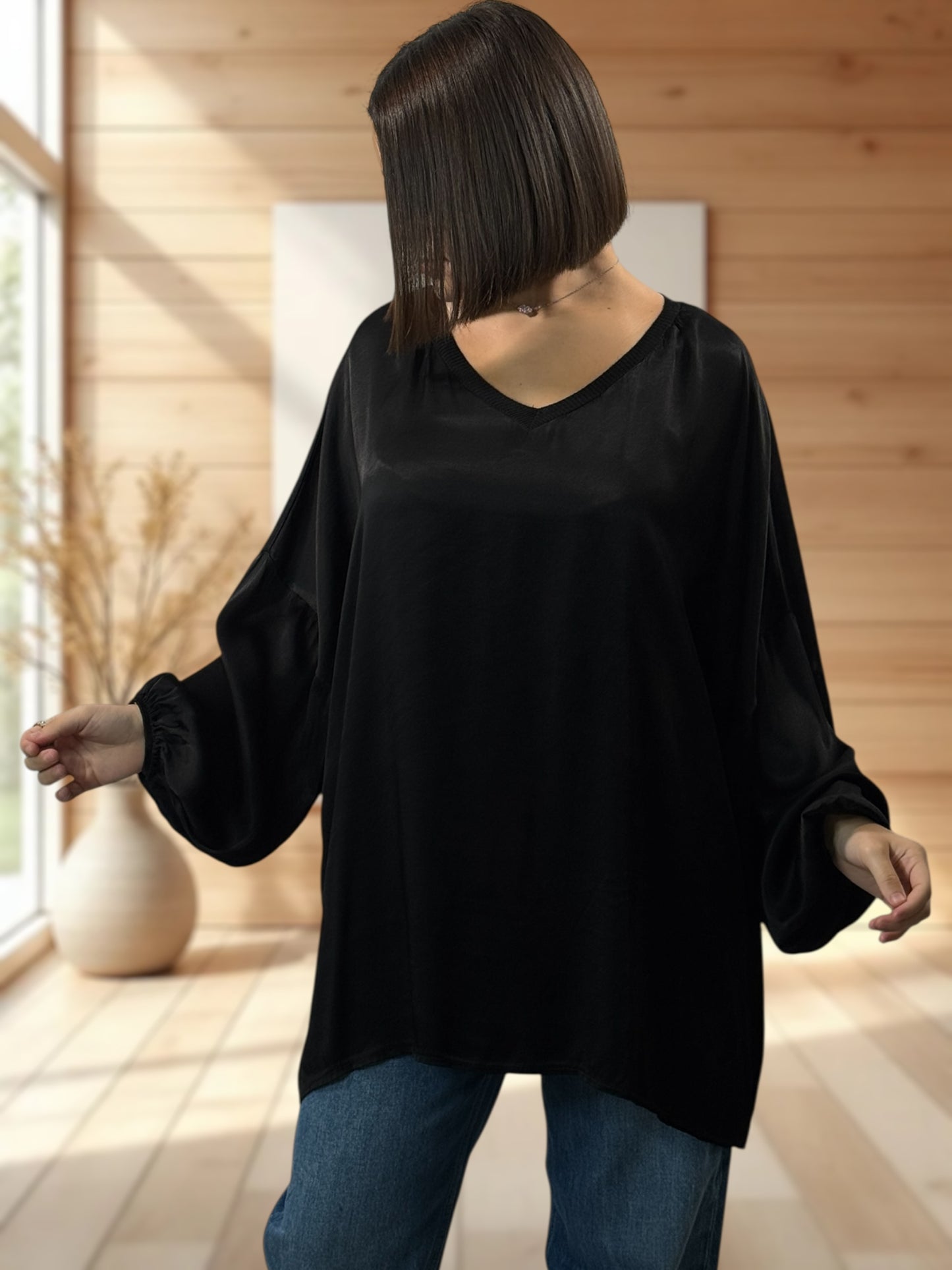 BARBARA - TUNIQUE NOIRE OVERSIZE ASPECT SOIE JUSQU'A LA TAILLE 52