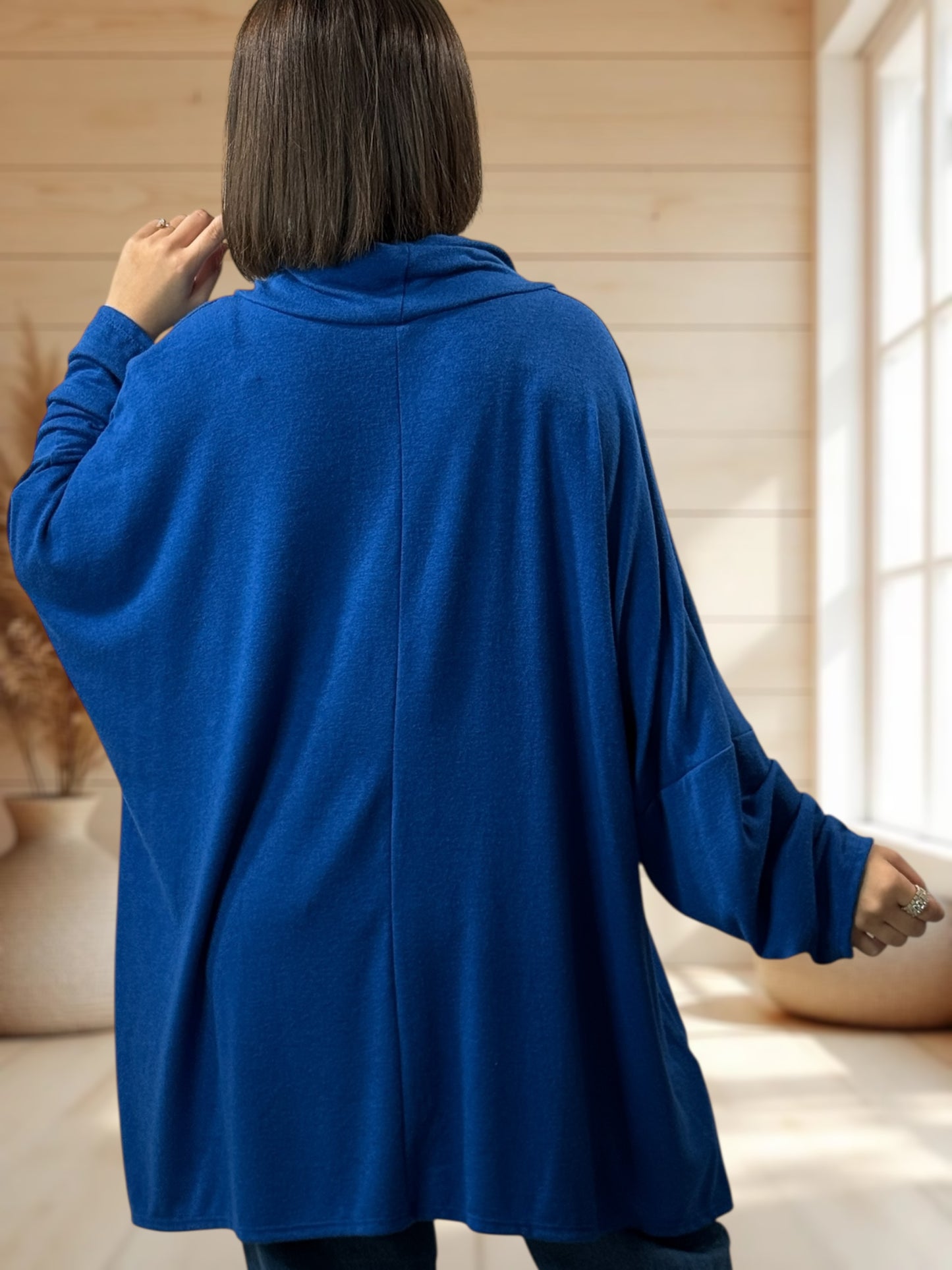 ABIGAIL - PULL OVERSIZE BLEU IMPERIAL EN MAILLE FLUIDE JUSQU'A LA TAILLE 56