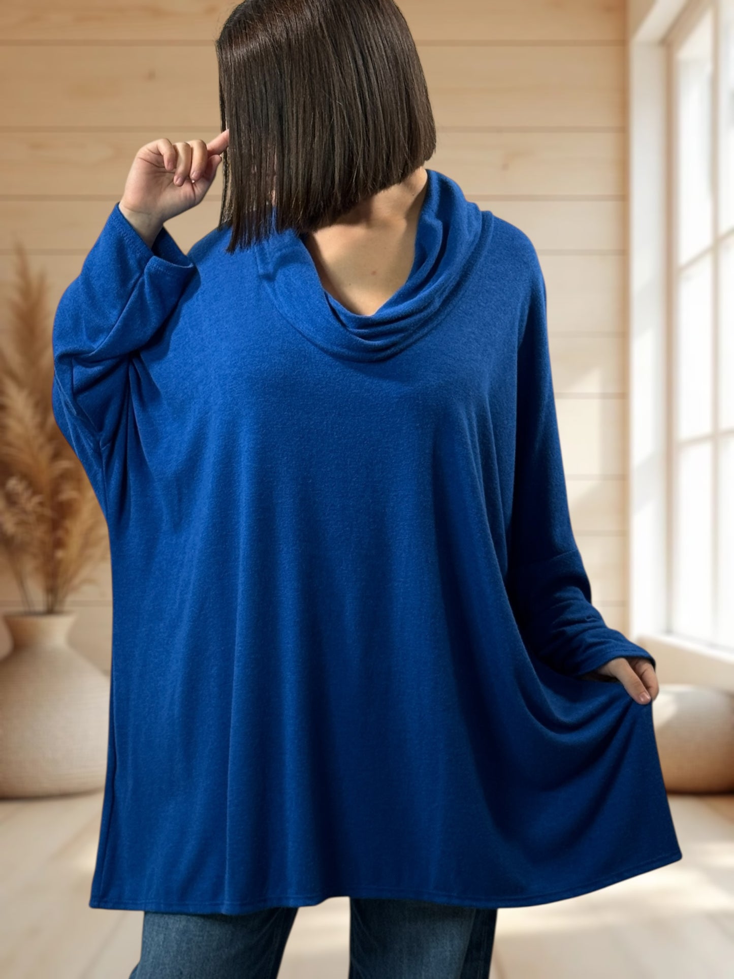 ABIGAIL - PULL OVERSIZE BLEU IMPERIAL EN MAILLE FLUIDE JUSQU'A LA TAILLE 56