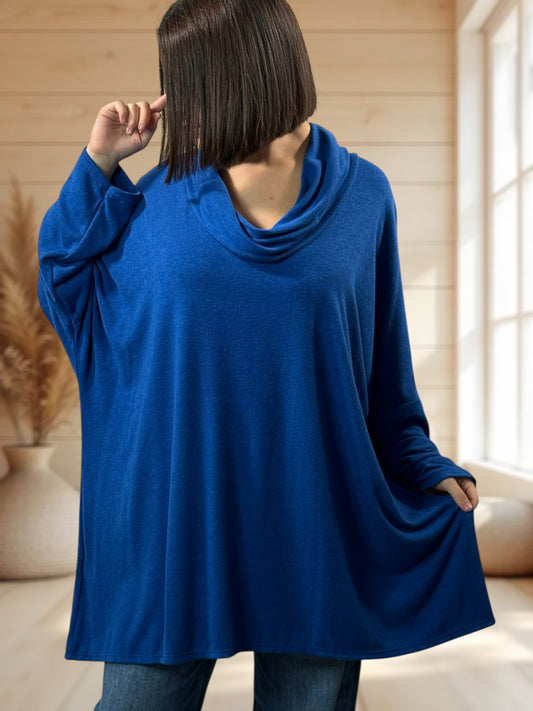 ABIGAIL - PULL OVERSIZE BLEU IMPERIAL EN MAILLE FLUIDE JUSQU'A LA TAILLE 56