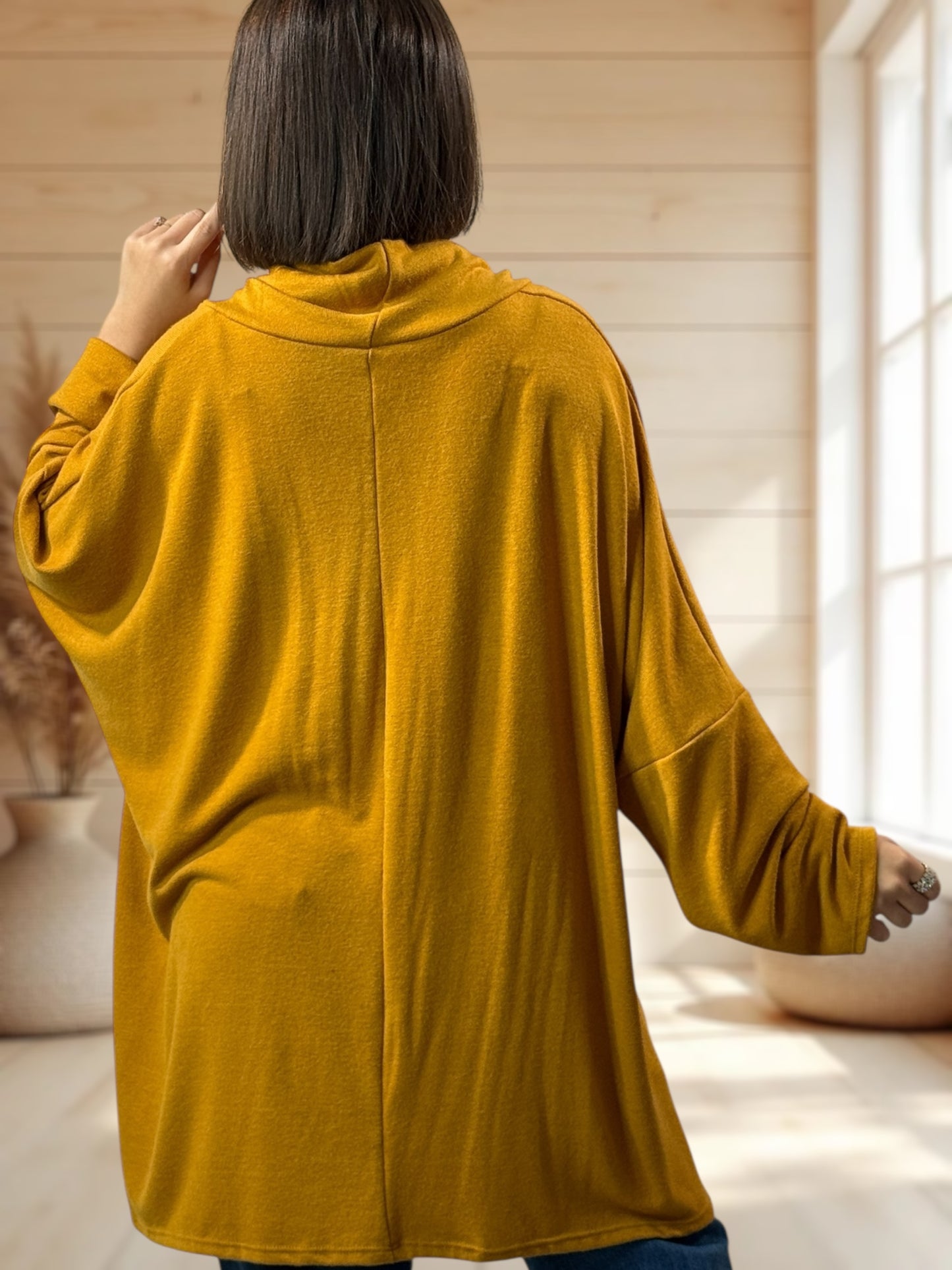 ABIGAIL - PULL OVERSIZE CURRY EN MAILLE FLUIDE JUSQU'A LA TAILLE 56