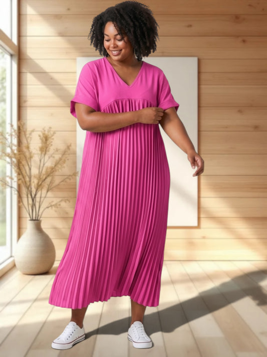 MELODIE - ROBE FUCHSIA PLISSEE JUSQU'A LA TAILLE 56