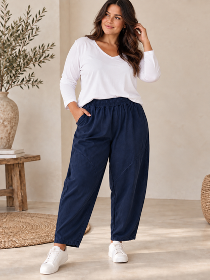 GALDINO - PANTALON MARINE EN VELOURS MILLERAIE JUSQU'A LA TAILLE 50/52