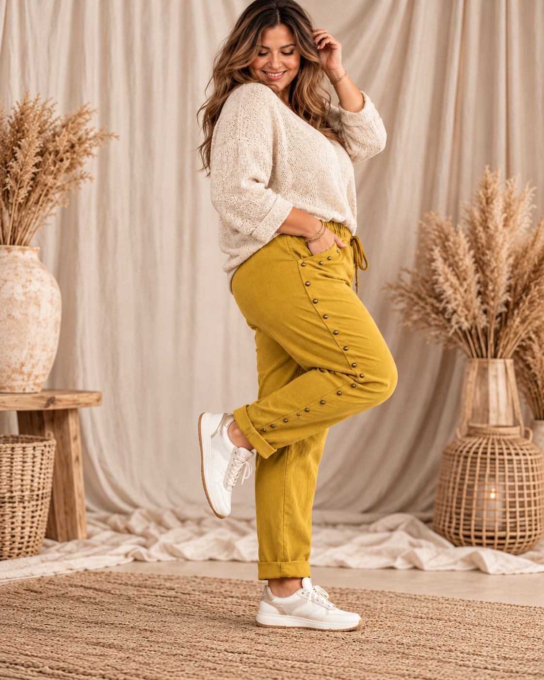 JACK - PANTALON SPORTSWEAR CURRY AVEC CLOUS TAILLE 46/48 A 52/54
